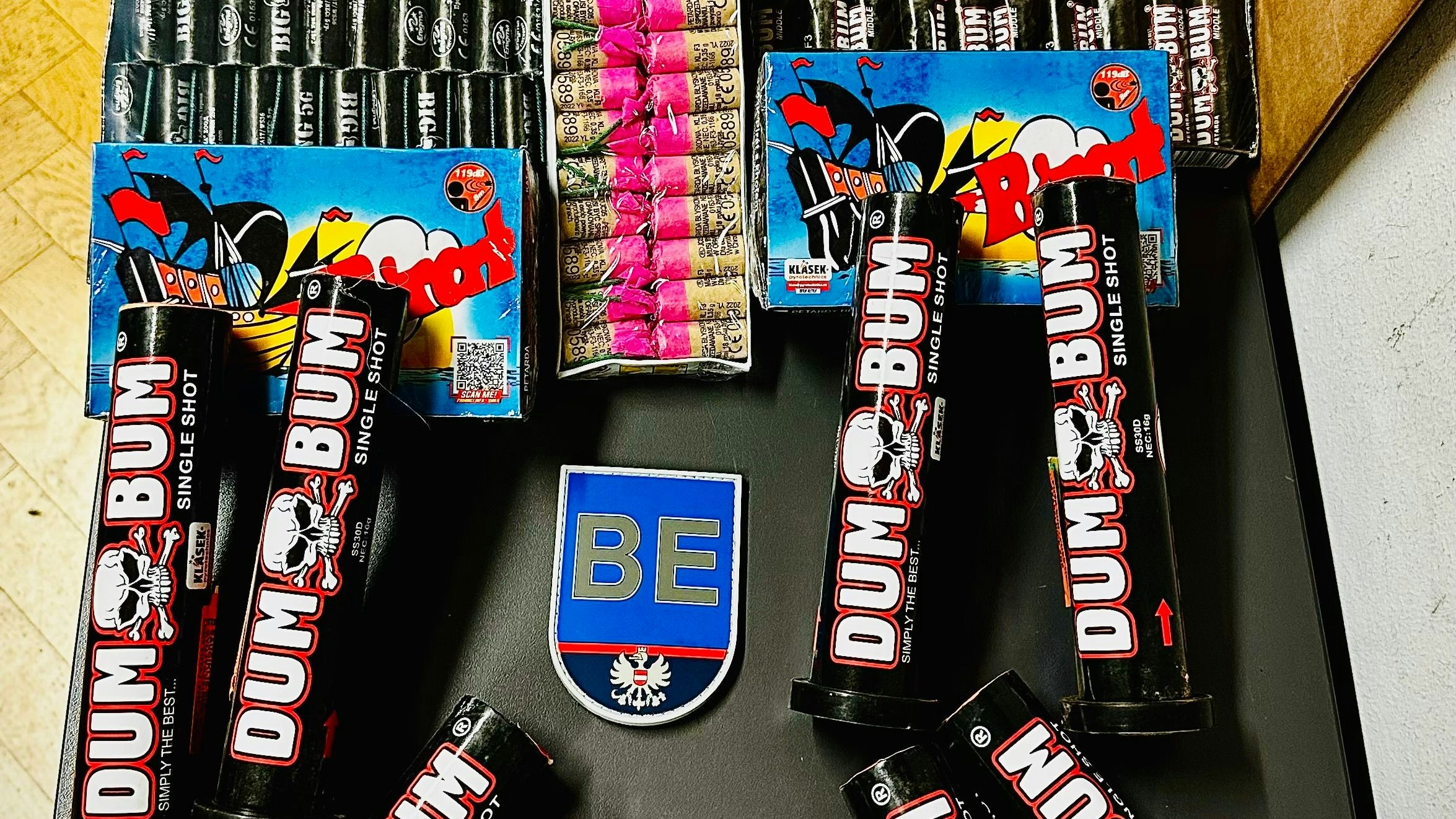 Die Pyrotechnik wurde von der Polizei sichergestellt.