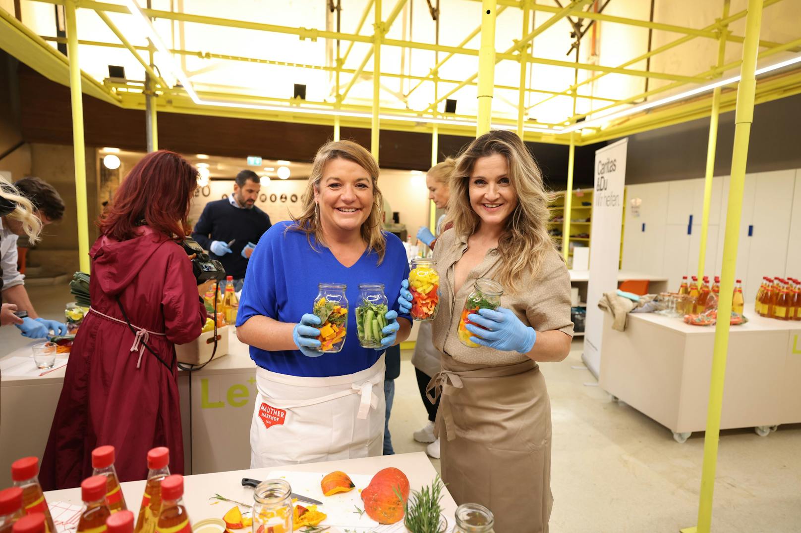 Fertig eingemacht: Verena Schneider und Lizz Görgl