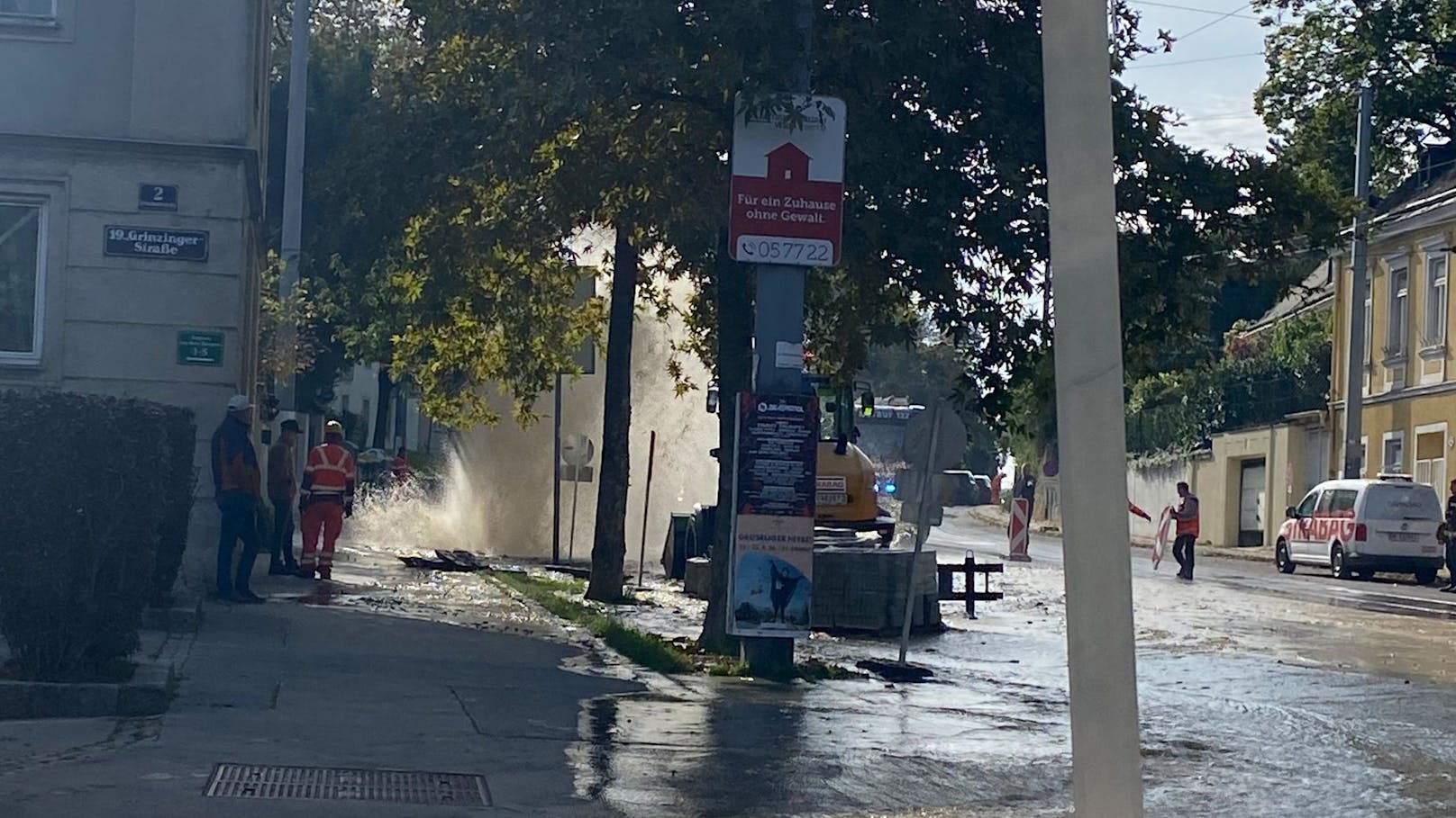Bim-Chaos – Schadhafter Hydrant flutet Straßen in Wien