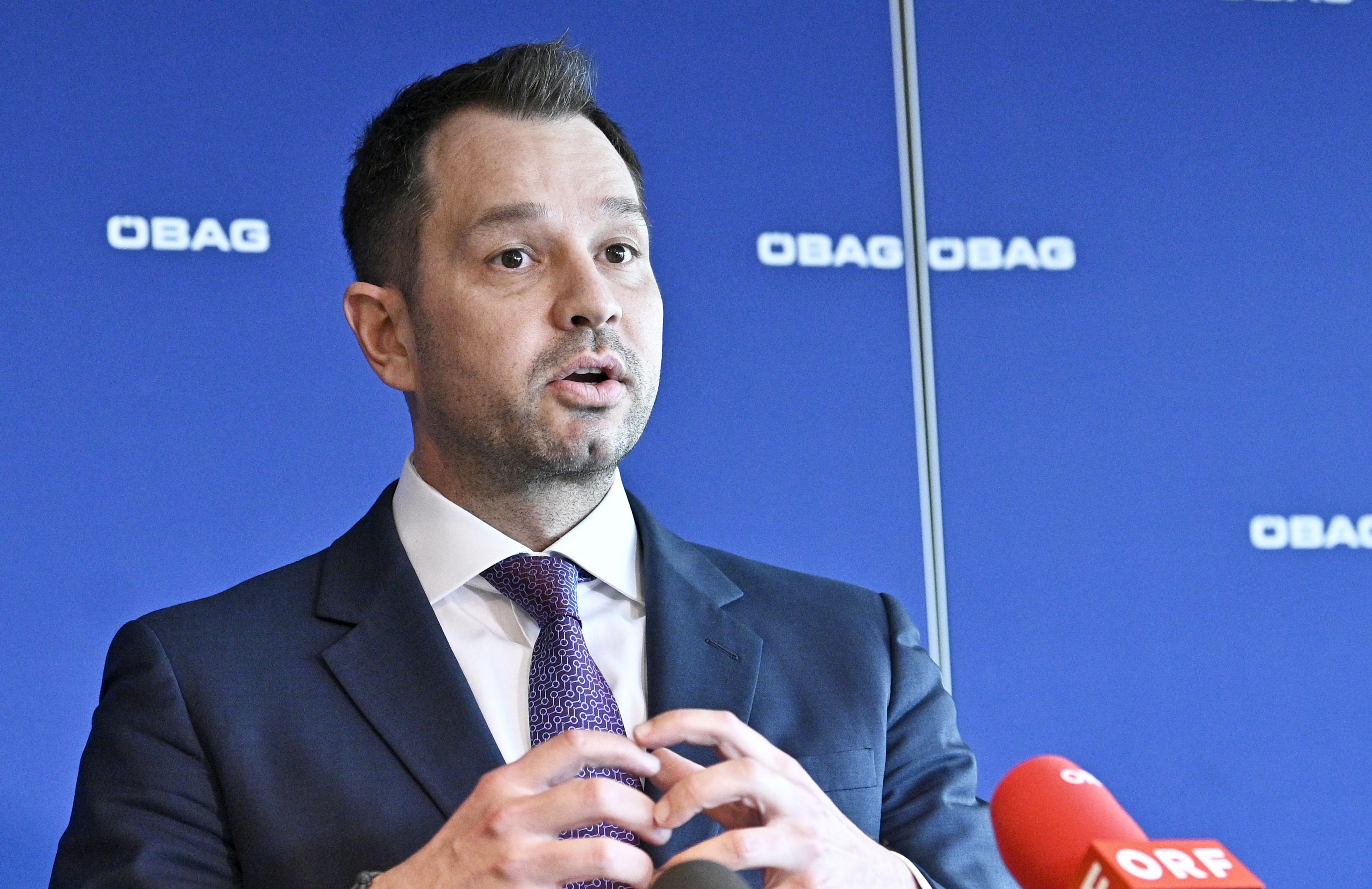 Der frühere Generalsekretär im Finanzministerium und Ex-ÖBAG-Chef Thomas Schmid will Kronzeuge gegen seine Ex-ÖVP-Buddys wie Sebastian Kurz werden.