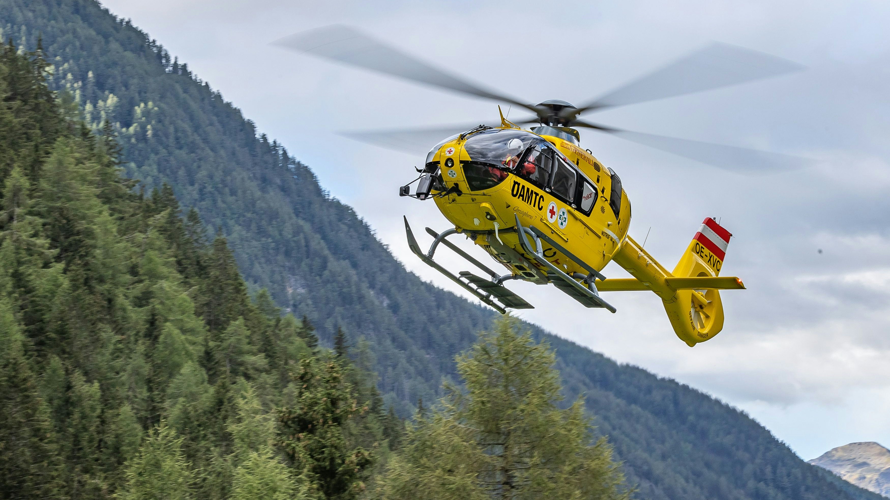 Heute.at - Steirer vor Augen der Ehefrau von Steinschlag getroffen