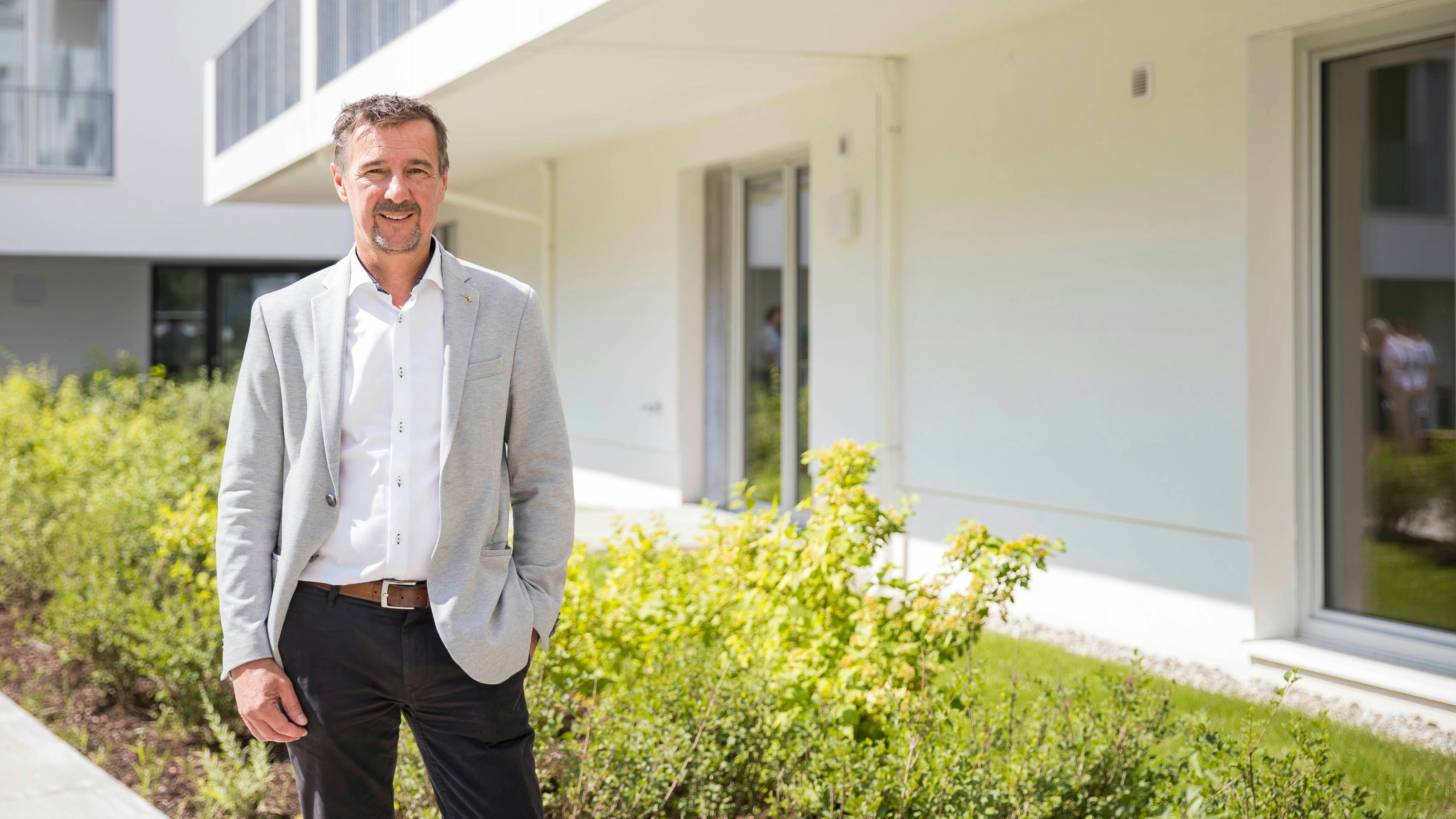 "Diese zusätzliche und zielgerichtete Unterstützung wird unkompliziert und sozial gestaffelt ausbezahlt", betont FPÖ-Landesrat Martin Zauner.