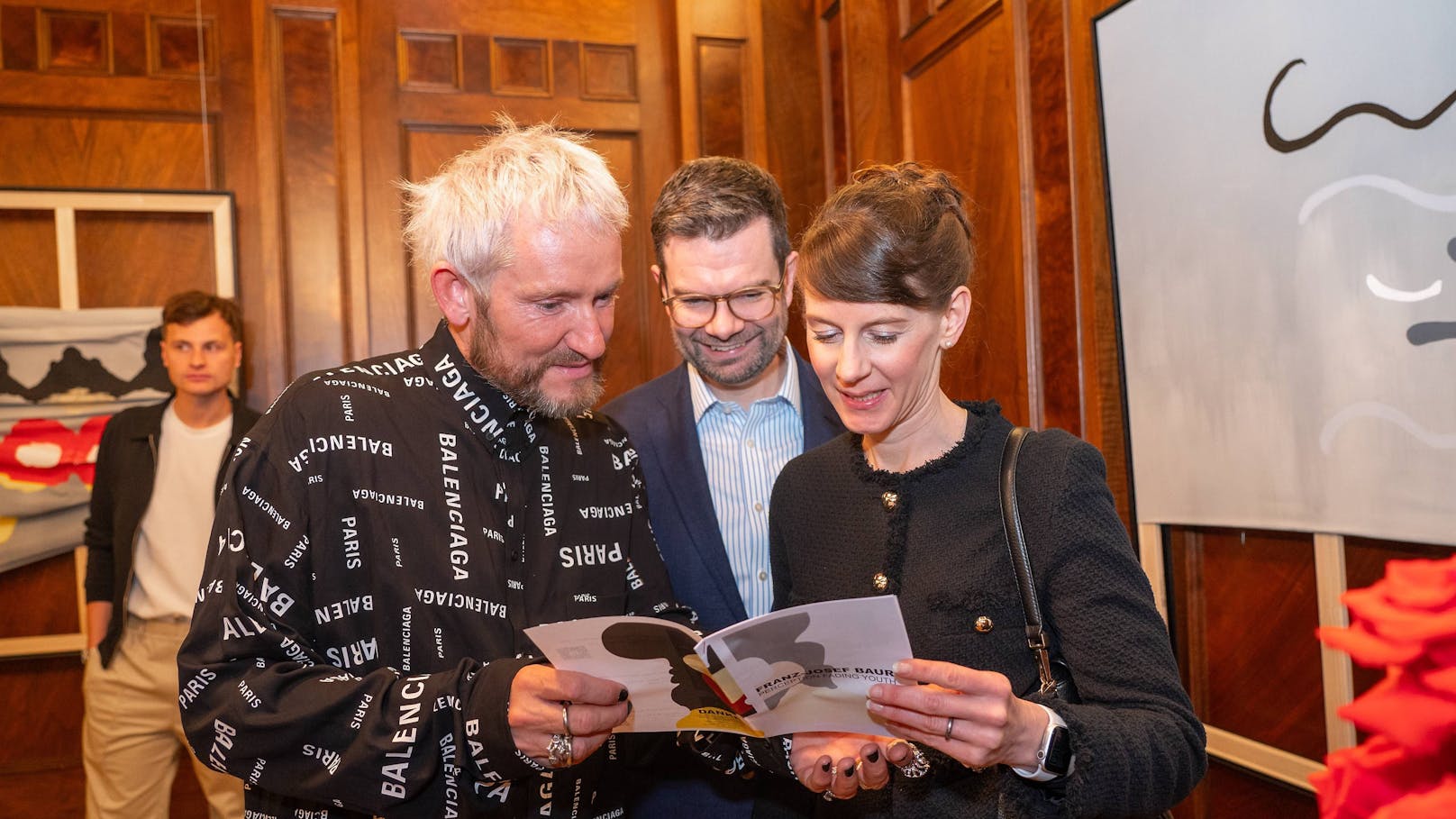 Franz-Josef Baur im Gespräch mit Marco Buschmann und seiner Ehefrau Janina Hatt.