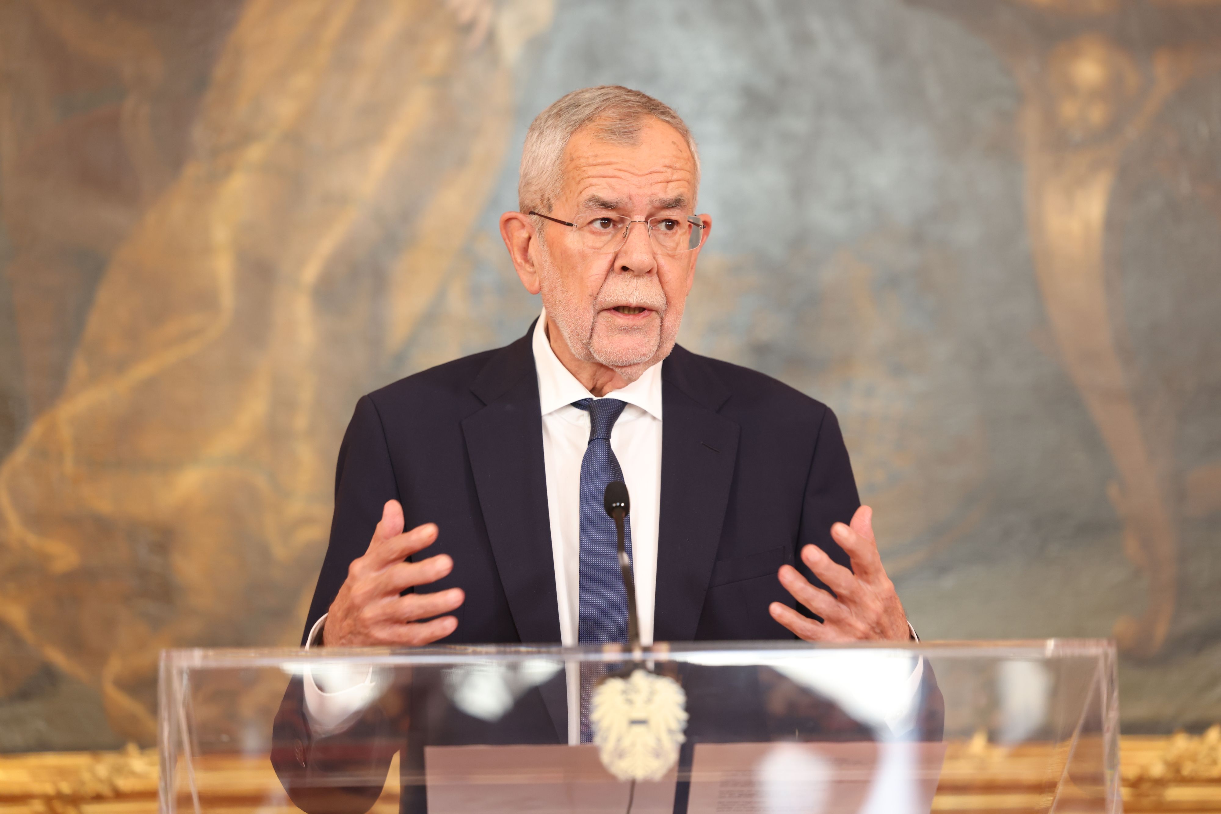 Van der Bellen mit einer ersten Ansprache.