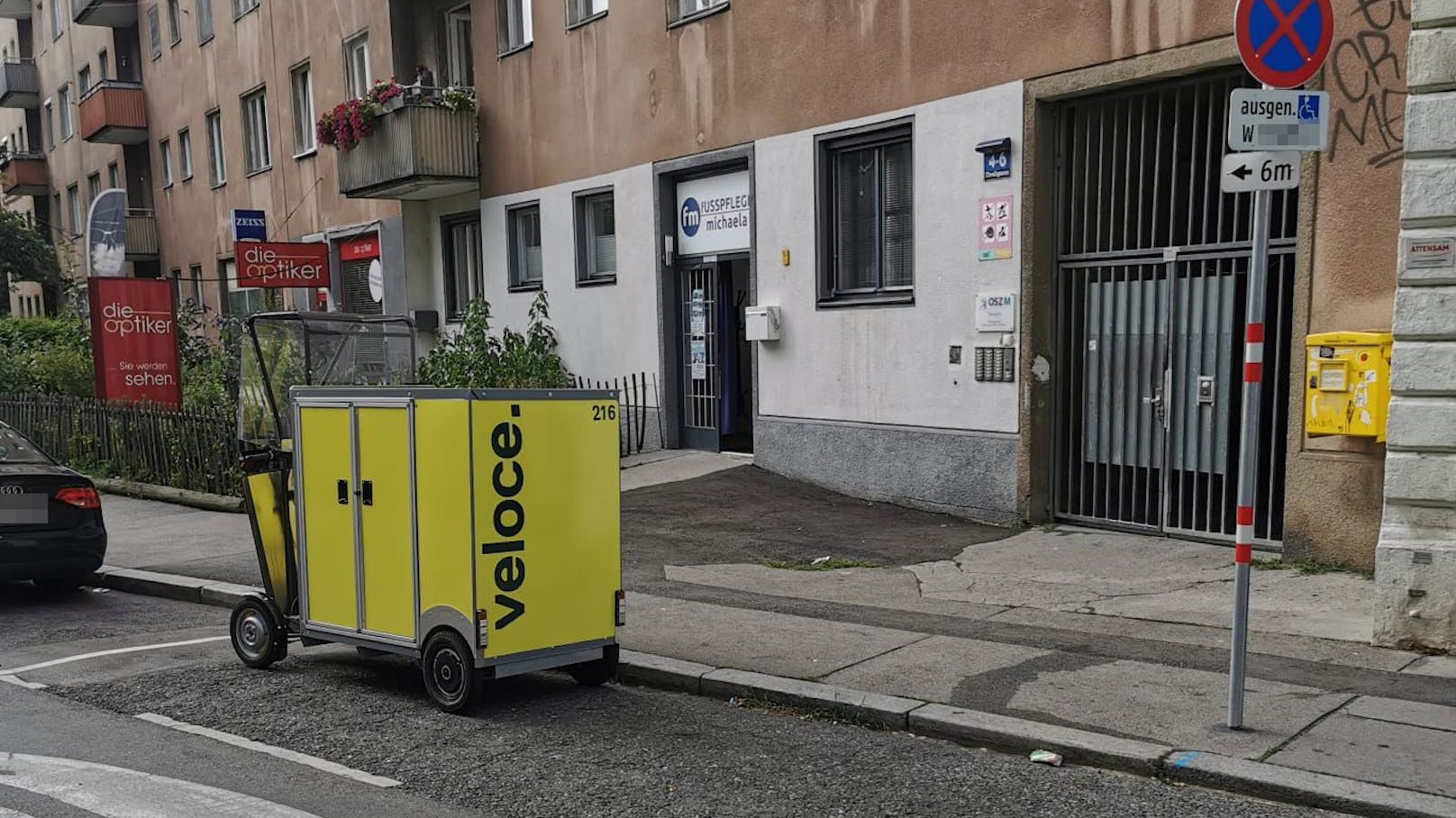 E-Lastenräder parken Behindertenparkplätze in Wien zu