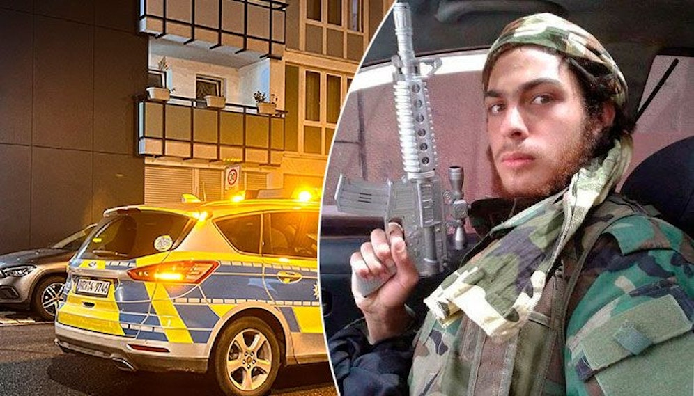 Tarik S. posiert hier mit einer Spielzeugwaffe.