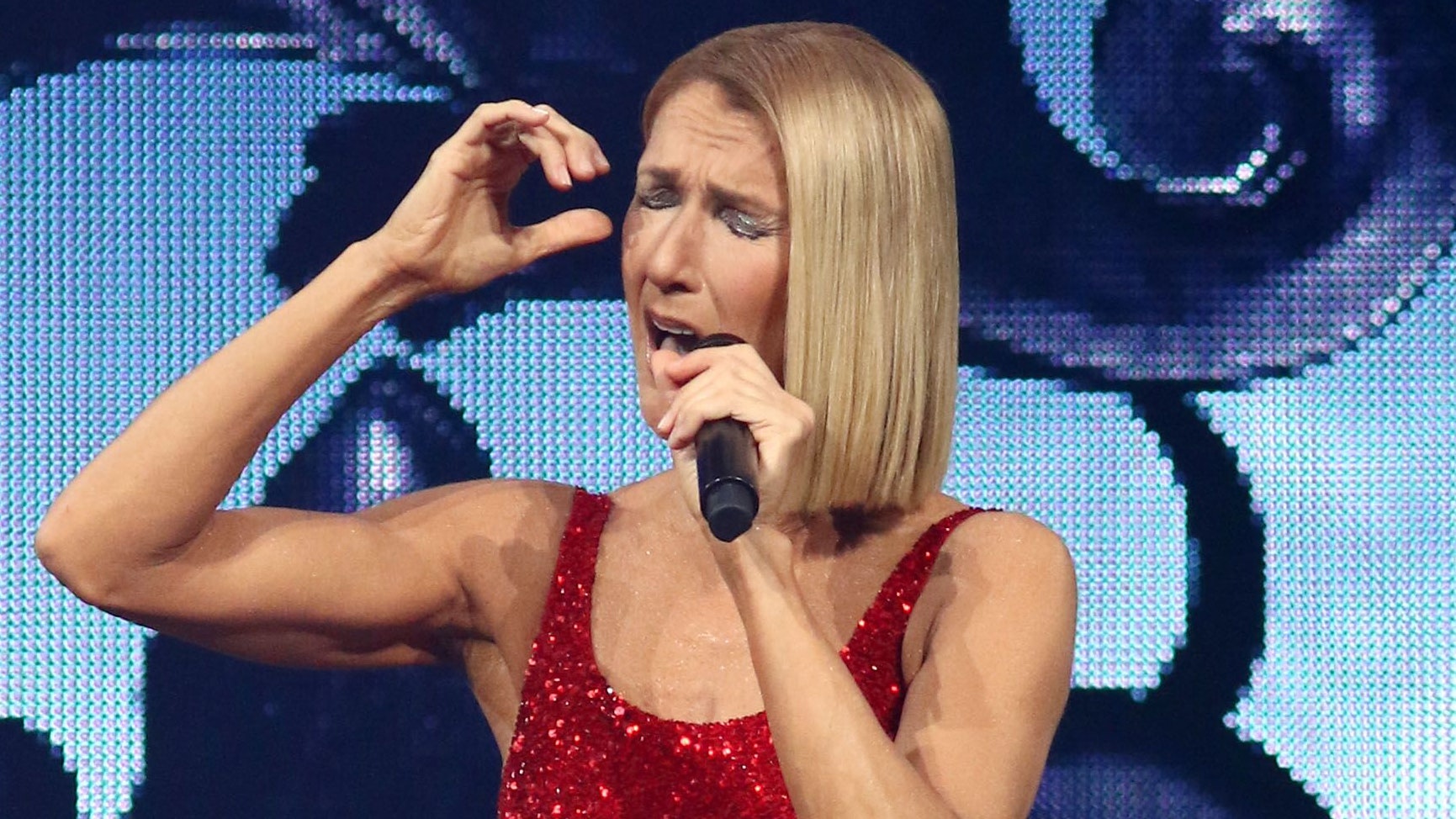 Download von www.picturedesk.com am 26.10.2023 (12:30).  Celine Dion performs on her "Courage" World Tour in New York - 20200307_PD16982 - Rechteinfo: Rights Managed (RM) Nur für redaktionelle Nutzung!