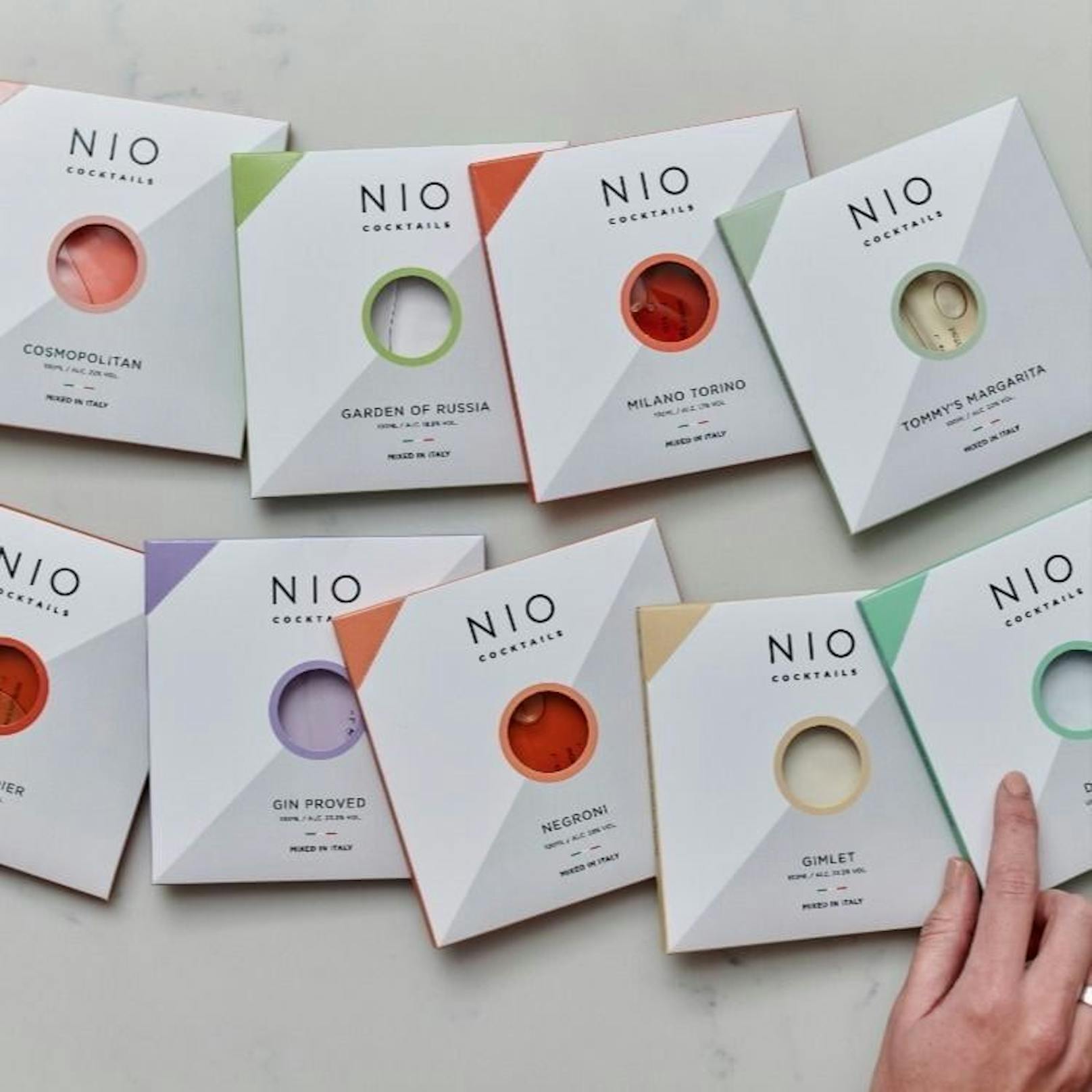 Welchen sollen wir als ersten testen? Die Auswahl von NIO Cocktails ist sehr groß. 