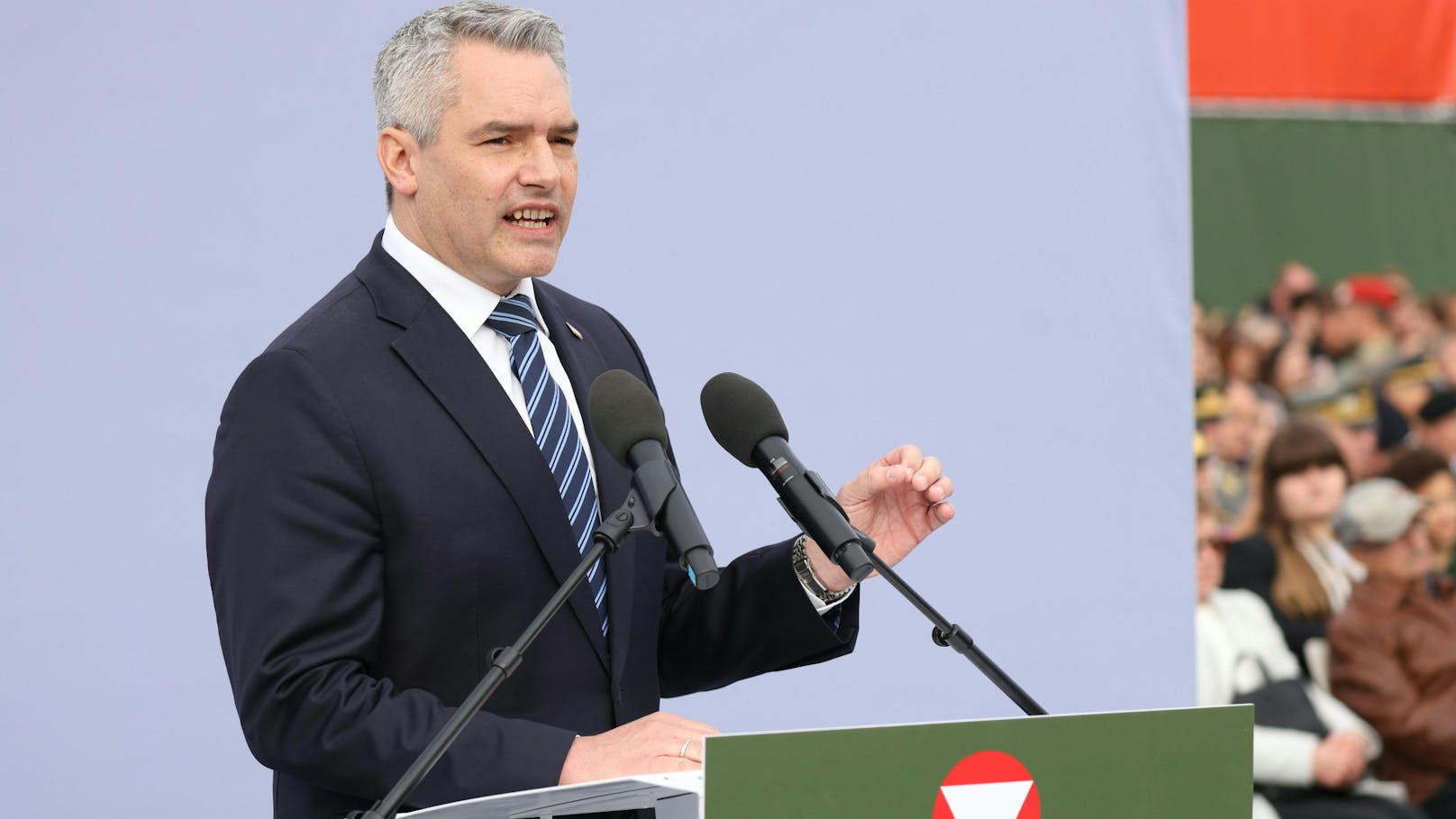 Nehammer-Alarm: "Sie versuchen Österreich zu zerstören"