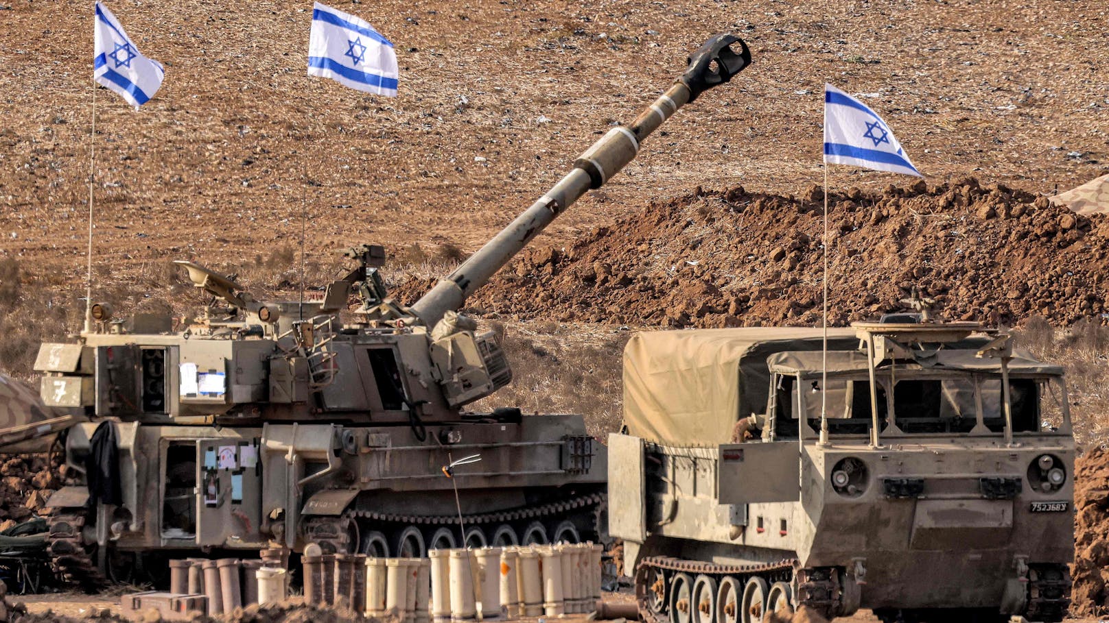 Israels Bodenoffensive: Neue Angriffe im Gazastreifen