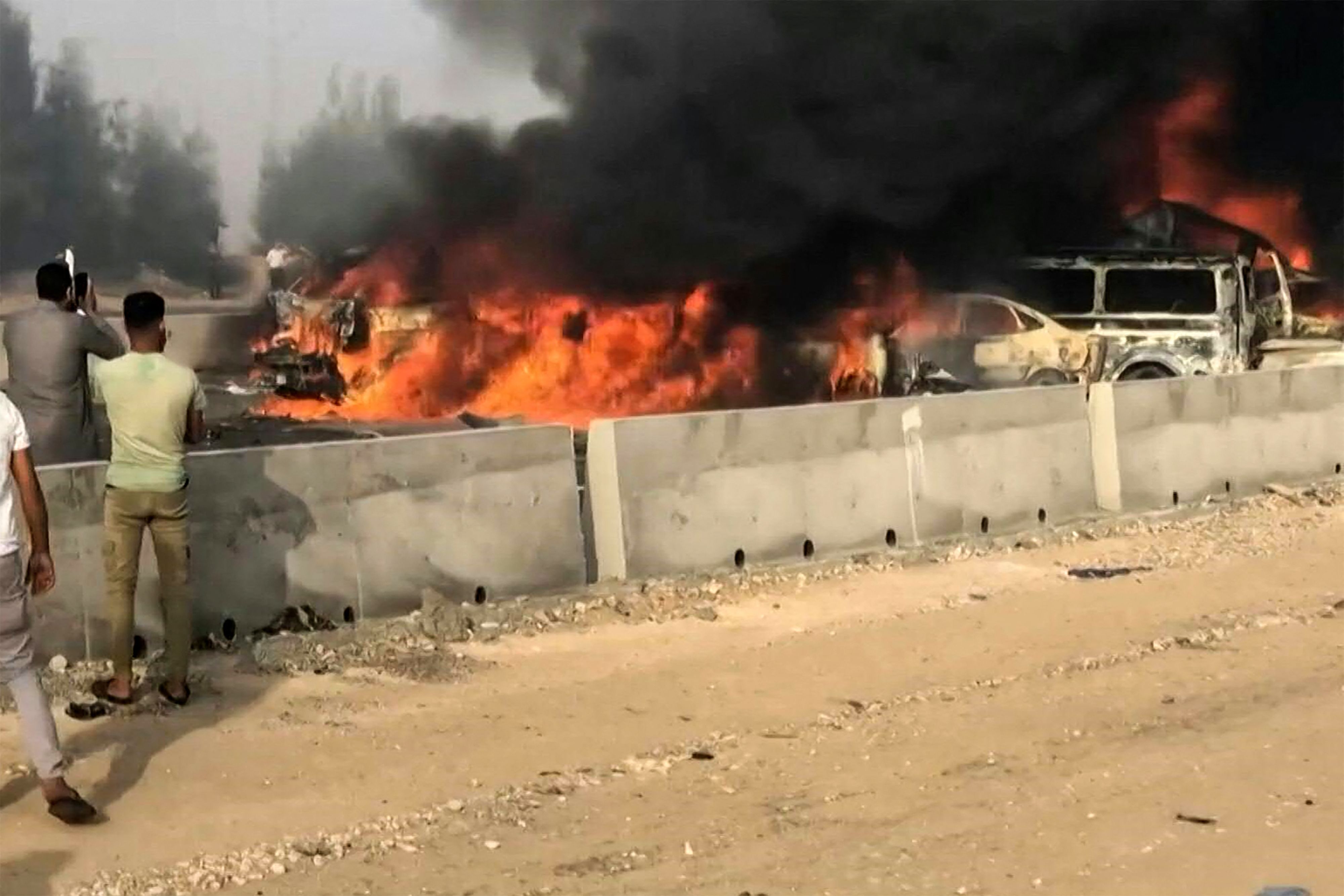 Das Unglück ereignete sich 160 Kilometer nördlich von Kairo auf einer Wüstenstraße. 