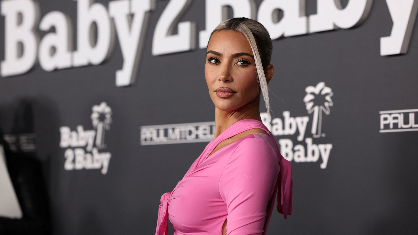 "Jeder, was er kann": Kim Kardashian zeigt jetzt Nippel