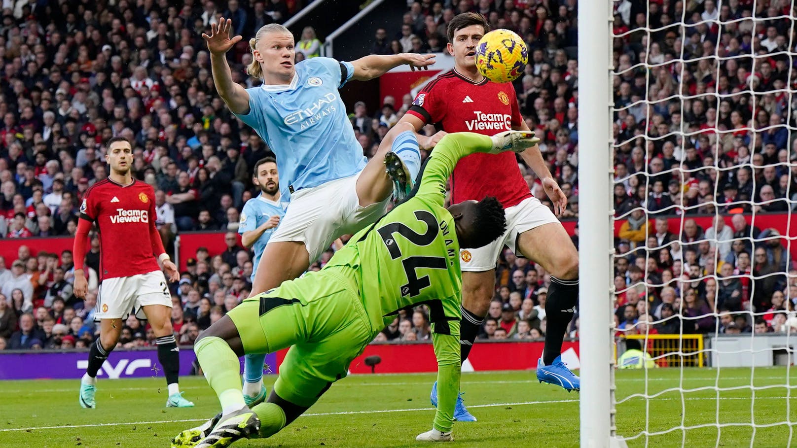 3:0! City schießt Rivale United aus dem Old Trafford