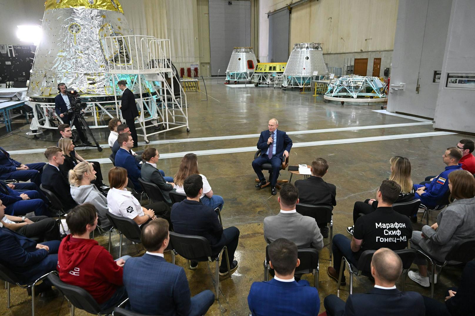 Wladimir Putin bei seinem Besuch des Weltraum-Zentrums in Koroljow nahe Moskau am 26. Oktober 2023.
