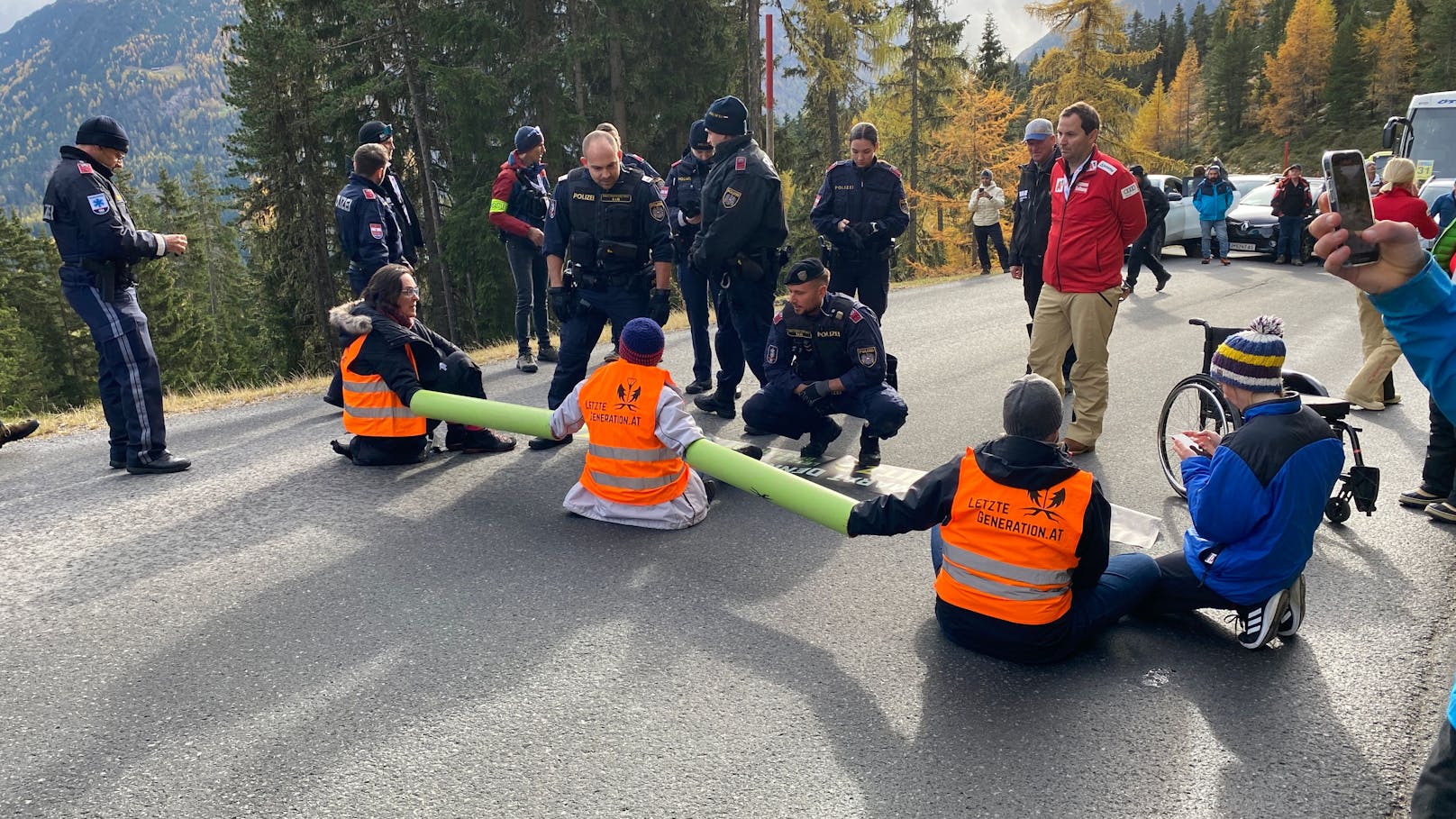 Letzte Generation blockiert Ski-Weltcup in Sölden