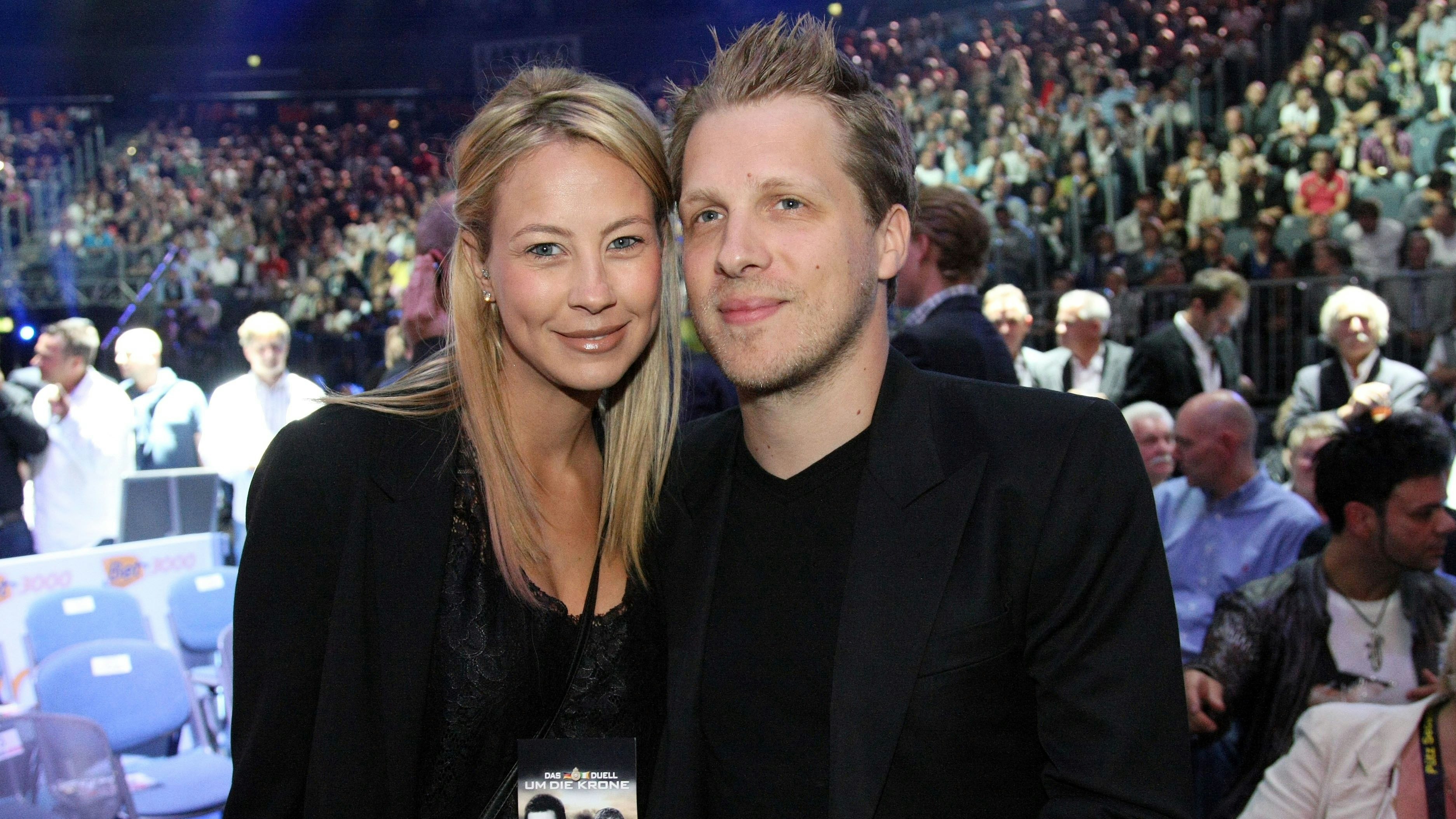 Oliver Pocher und Alessandra Meyer-Wölden waren offiziell von 2010 bis 2014 verheiratet. Heute ist das Duo, das drei gemeinsame Kinder hat, wieder ein Herz und eine Seele.