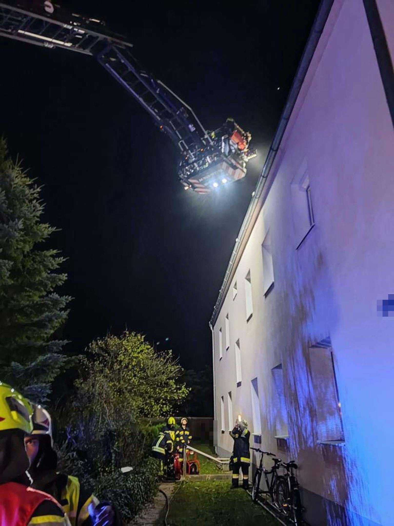 Der Bewohner wurde von der Feuerwehr gerettet.