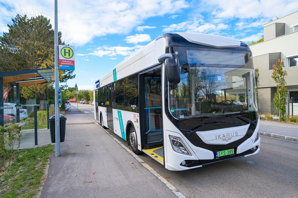 Der Elektroantrieb des Elekrto-Ikarus hat 225 PS, bei 75 km/h wird abgeriegelt.
