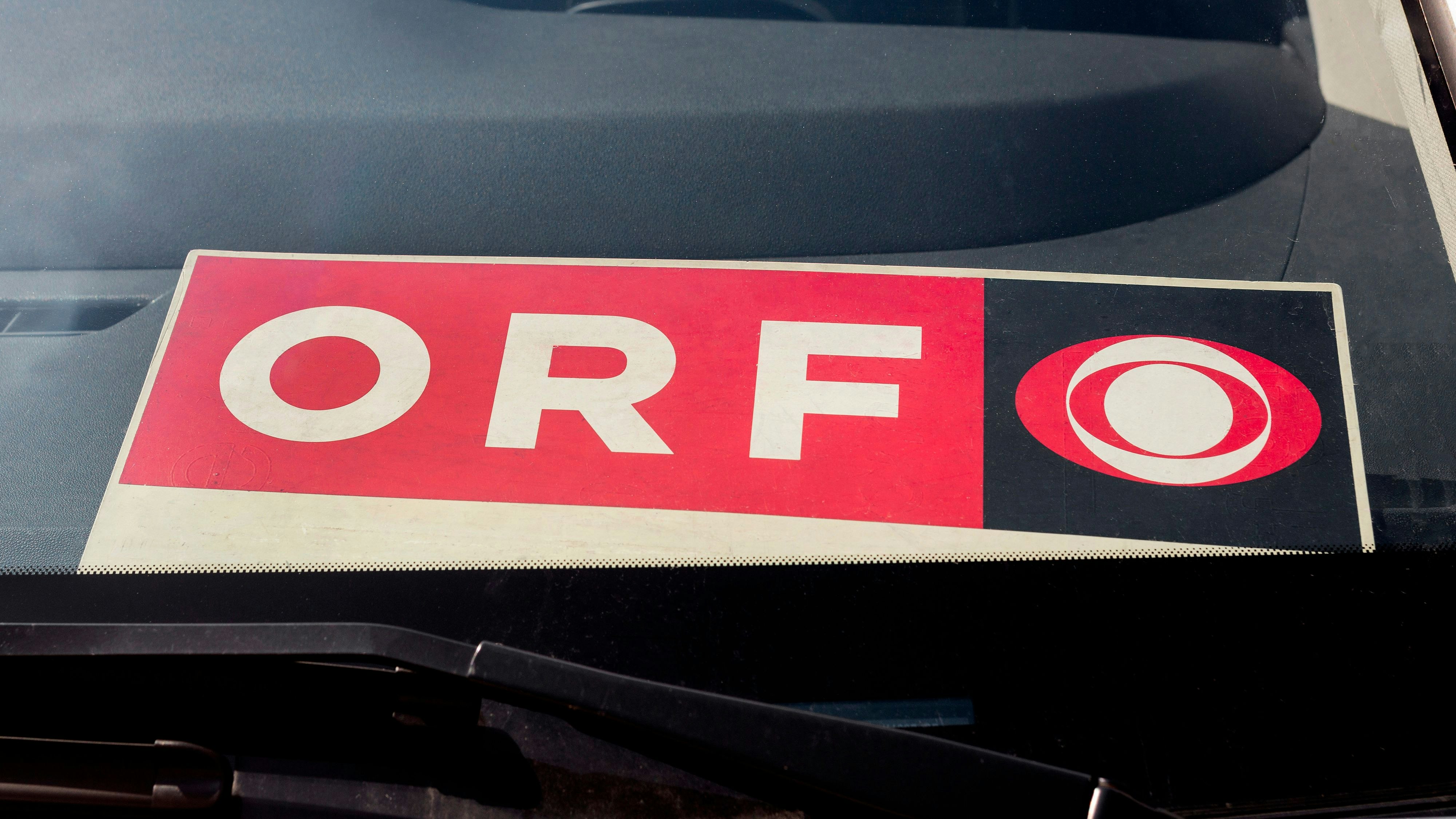 Der ORF sieht sich nach einem Eklat bei der Sölden-Berichterstattung massiver Kritik ausgesetzt.