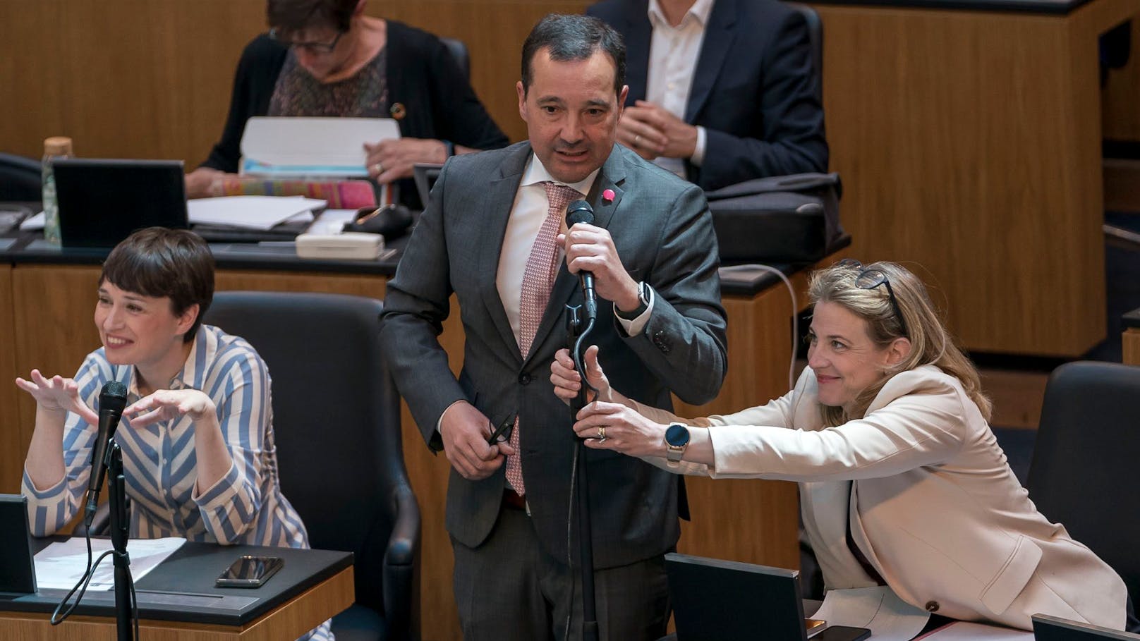 NEOS-Abgeordneter Loacker zieht Schlussstrich