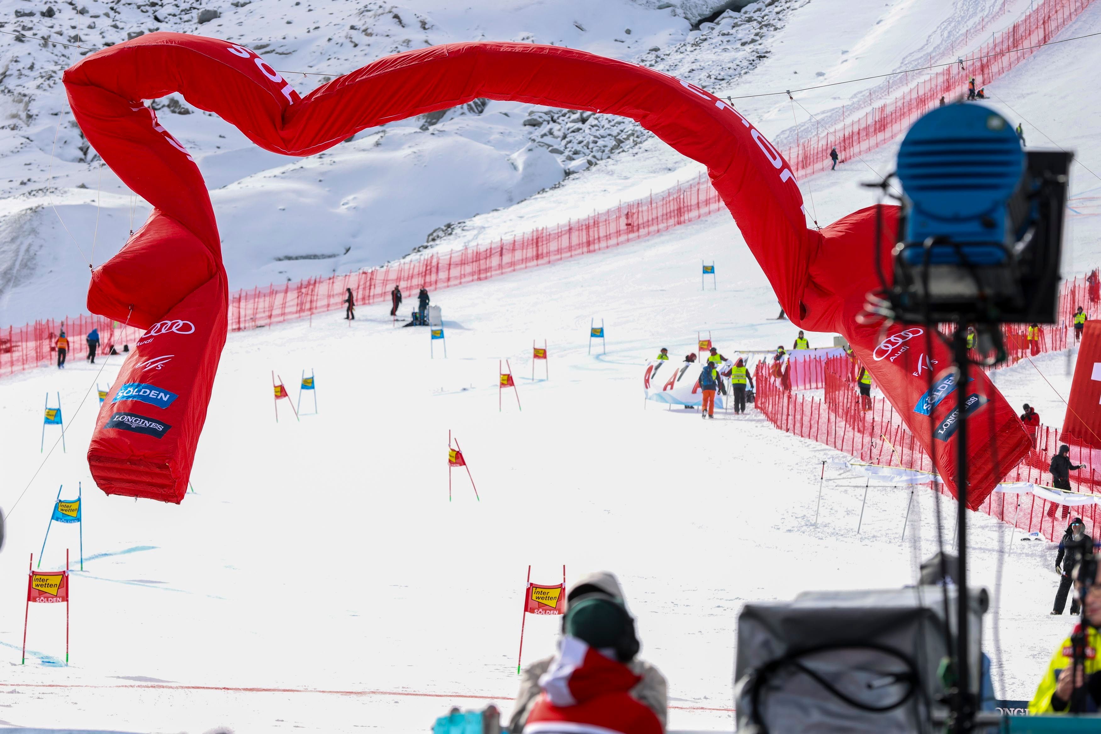 In Sölden wurde das Rennen während des ersten Durchgangs abgebrochen.