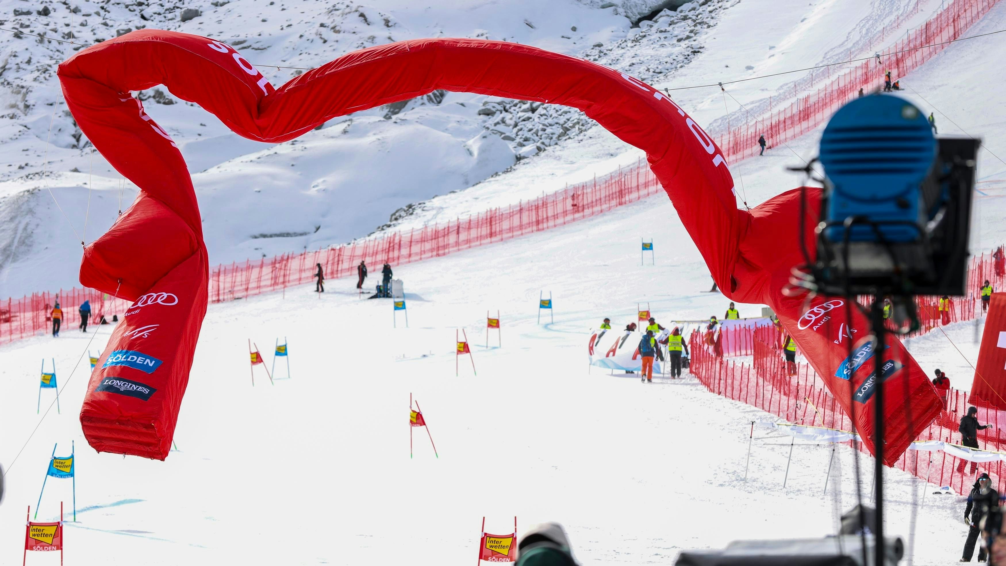 In Sölden wurde das Rennen vor dem zweiten Durchgang abgebrochen.