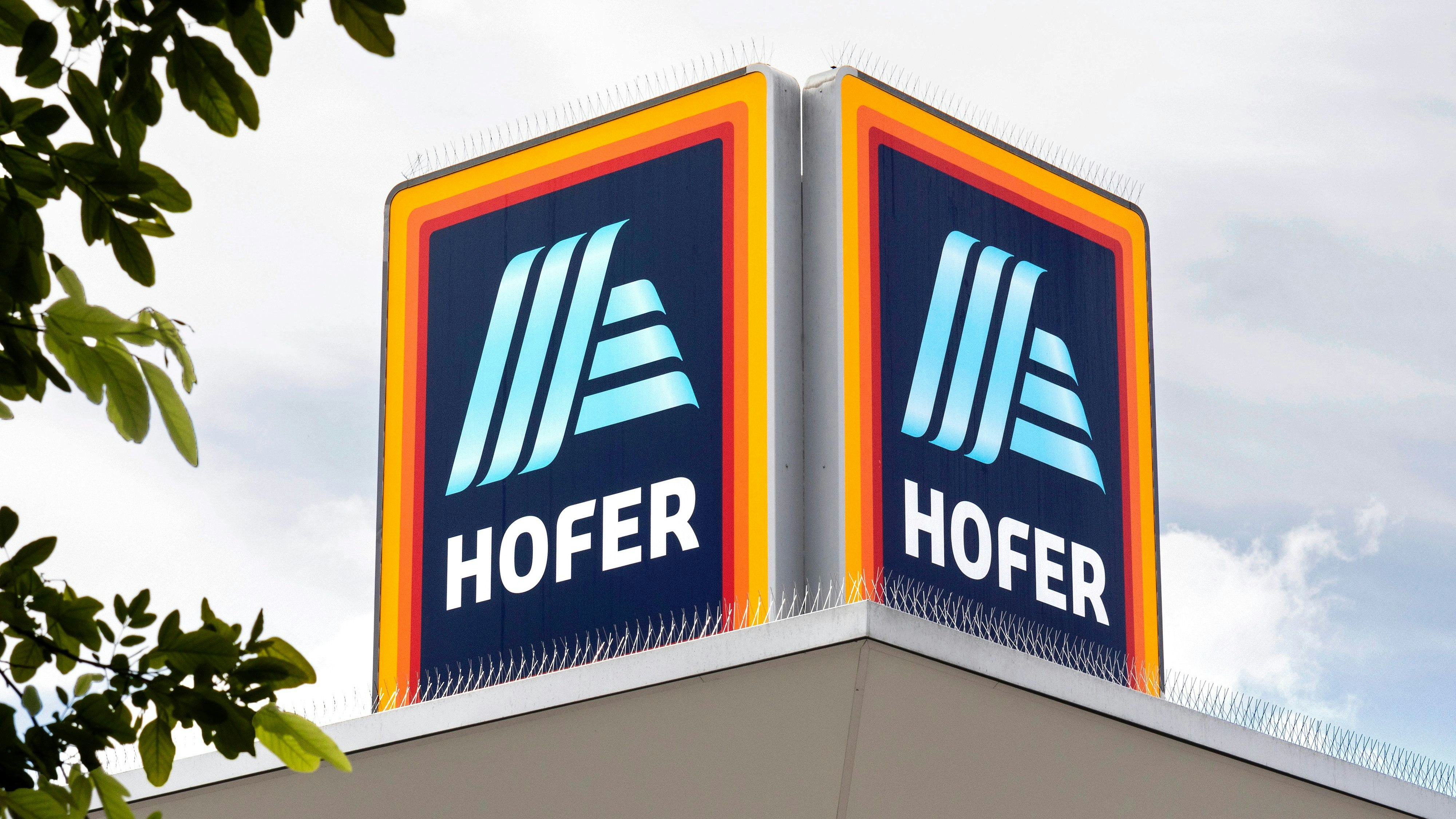 Hofer macht aus dem Black Friday den Black Month.