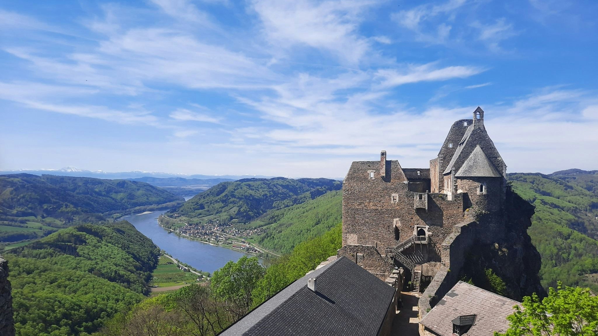 Märchenhafte Führungen auf der Burgruine Aggstein.