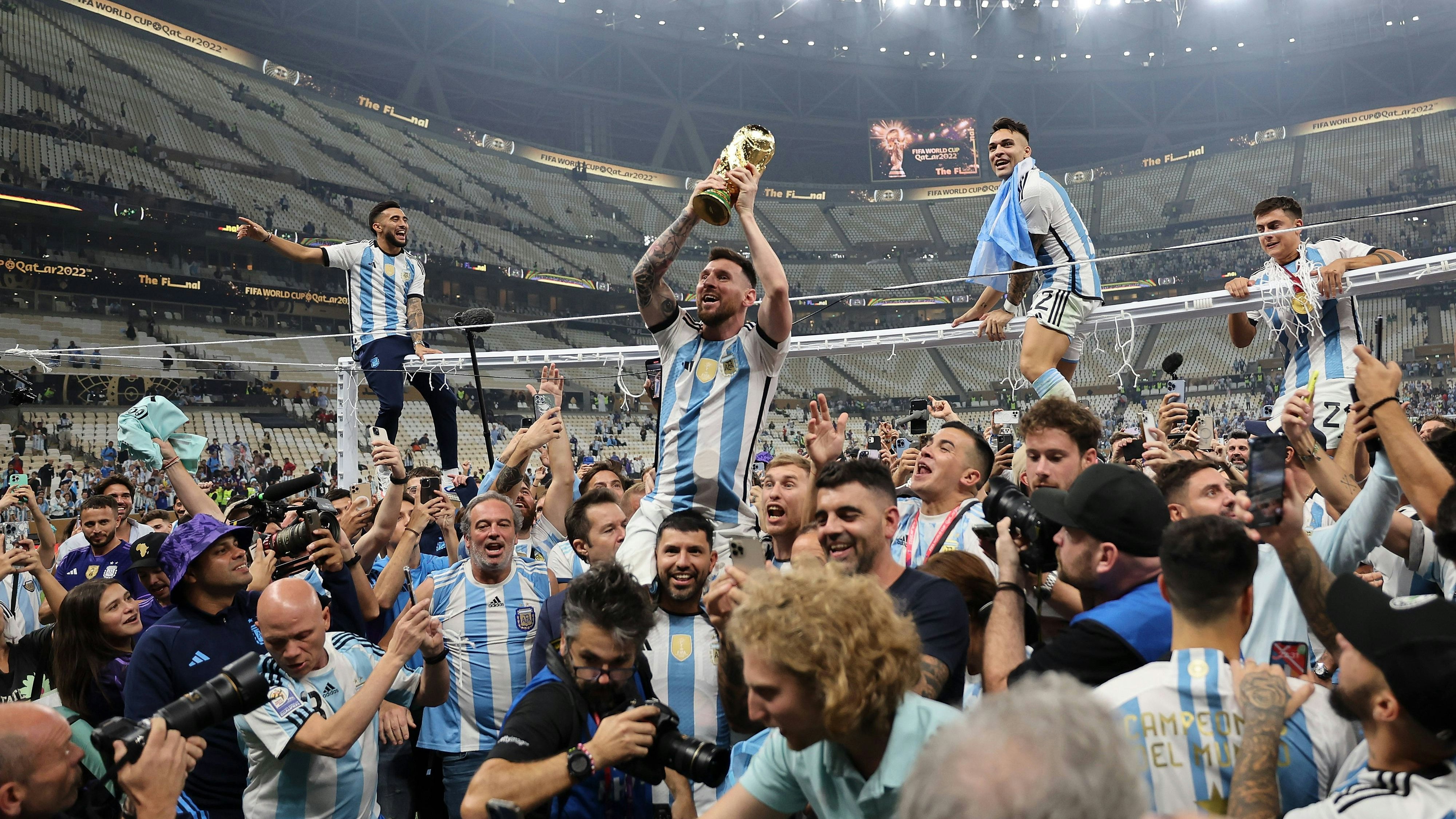 Die Fußball-Weltmeisterschaft 2034 wird wohl in Saudi-Arabien stattfinden. 