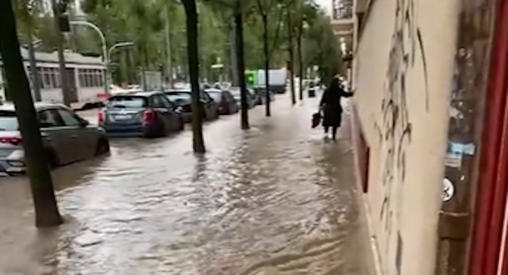 Teile von Norditalien nach Unwetter unter Wasser