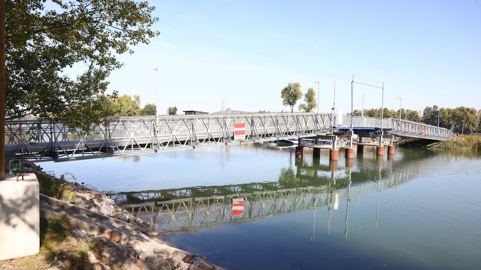 Aktuell herrscht eine Diskussion um die Rad- und Fußgängerbrücke im Kuchelauer Hafen in Wien-Döbling.