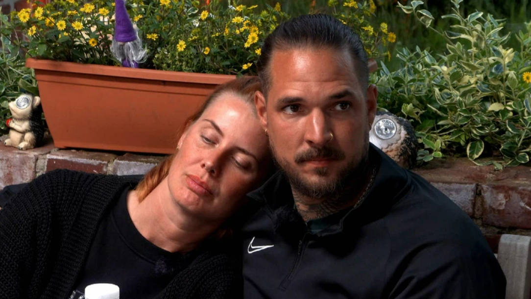 Pia kämpft im Sommerhaus noch um den Sieg.