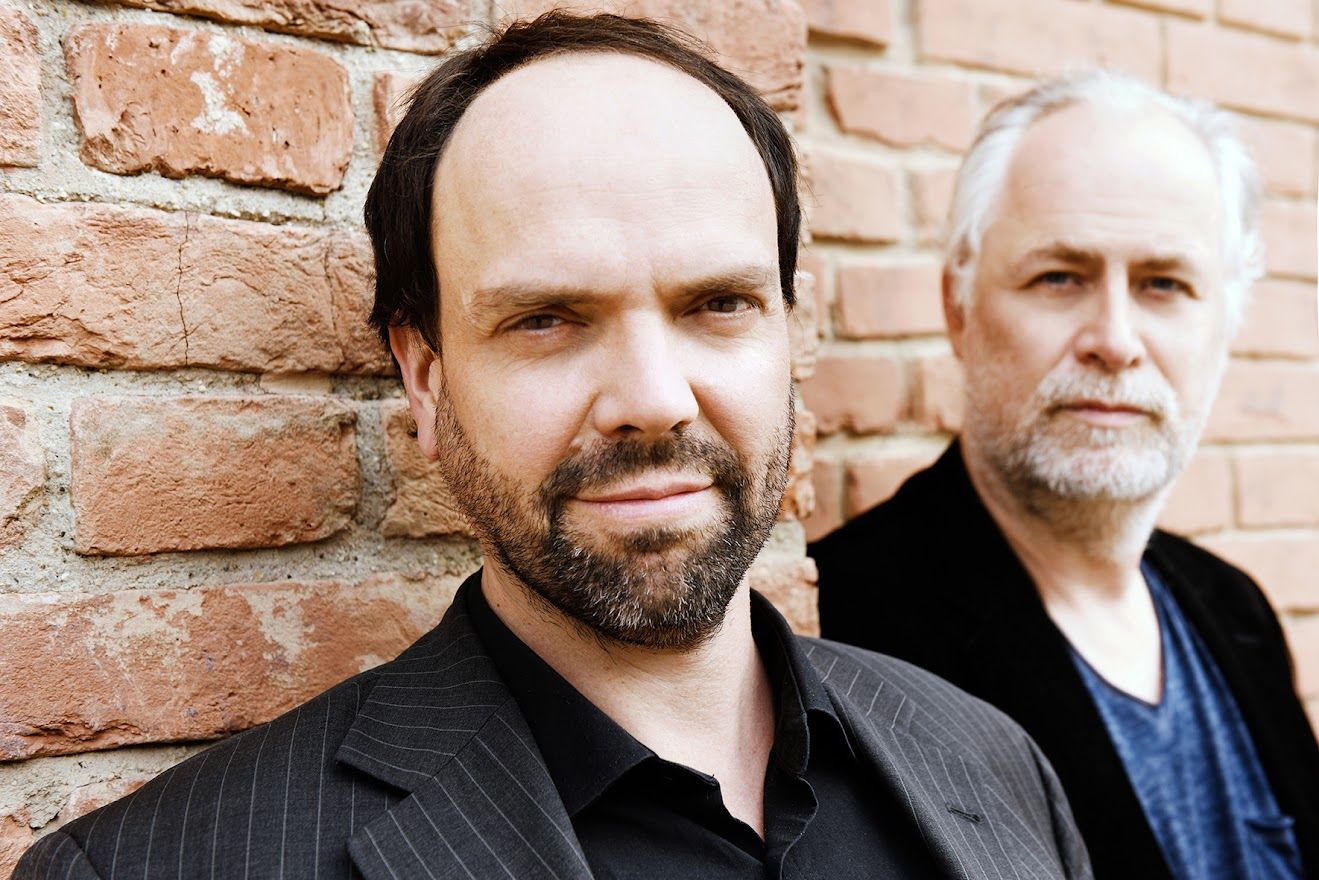 Maschek treten am 11. November im Gewäxhaus Ennsdorf auf. Im Bild: Robert Stachel (li.) und Peter Hörmanseder.