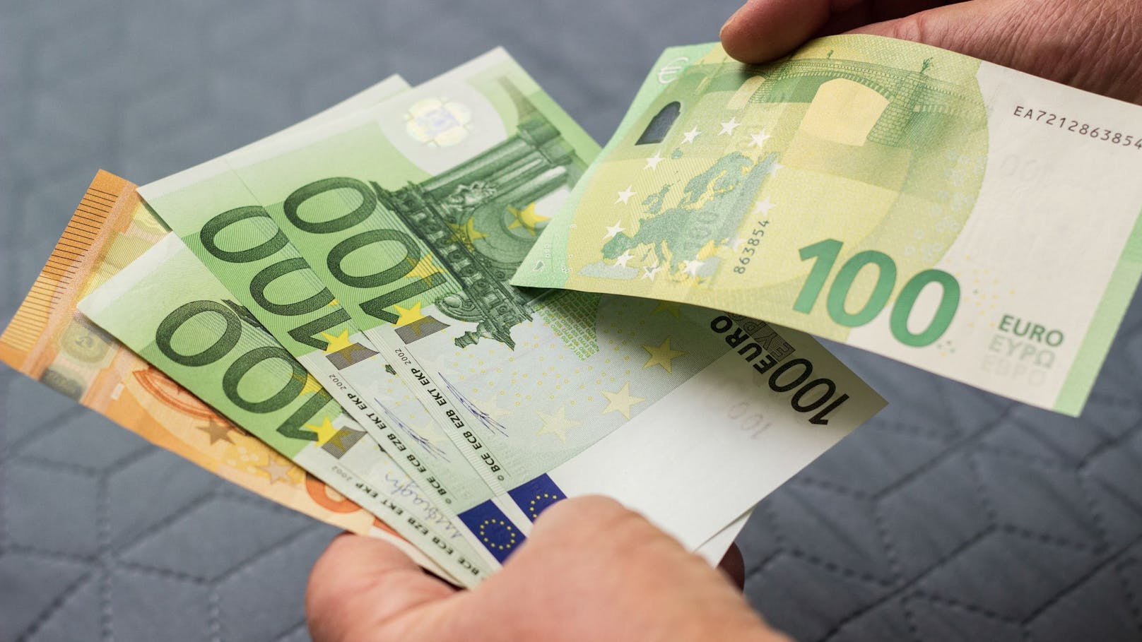 750 Euro – wer für den Bonus keinen Antrag stellen muss