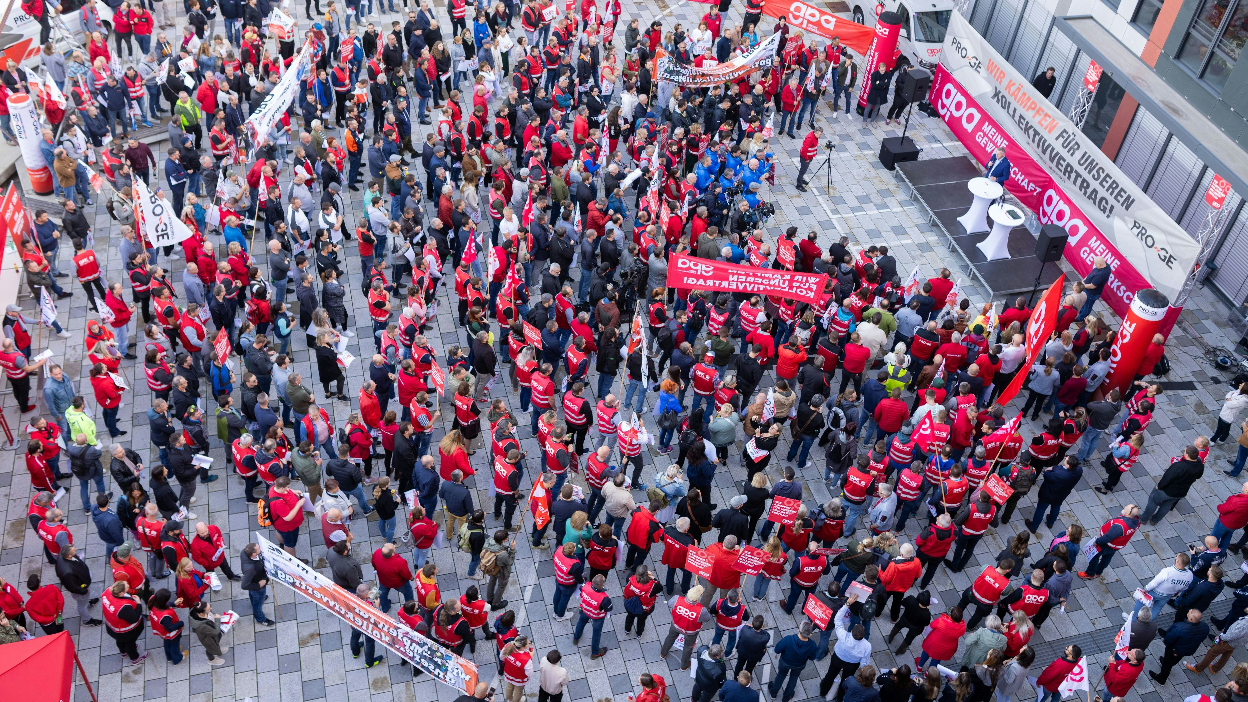 Im Oktober kam es zu einer Rekordzahl an Betriebsversammlungen.