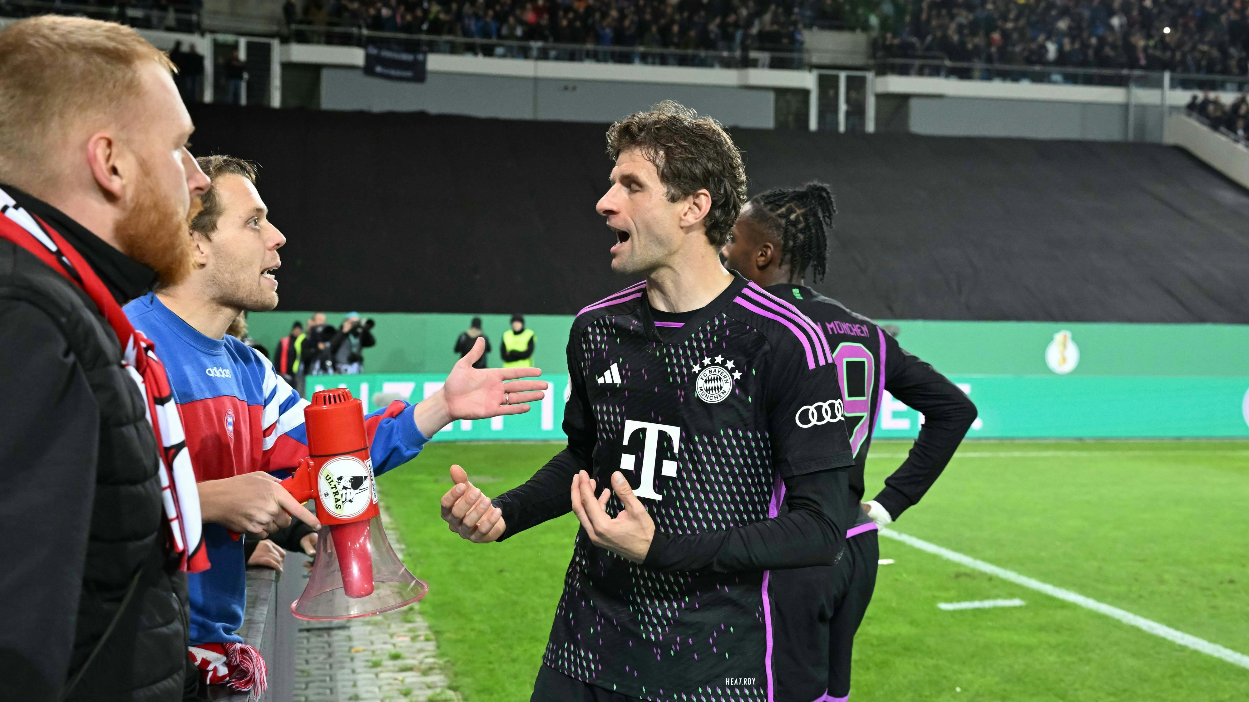 Thomas Müller nach der Blamage mit den Fans.