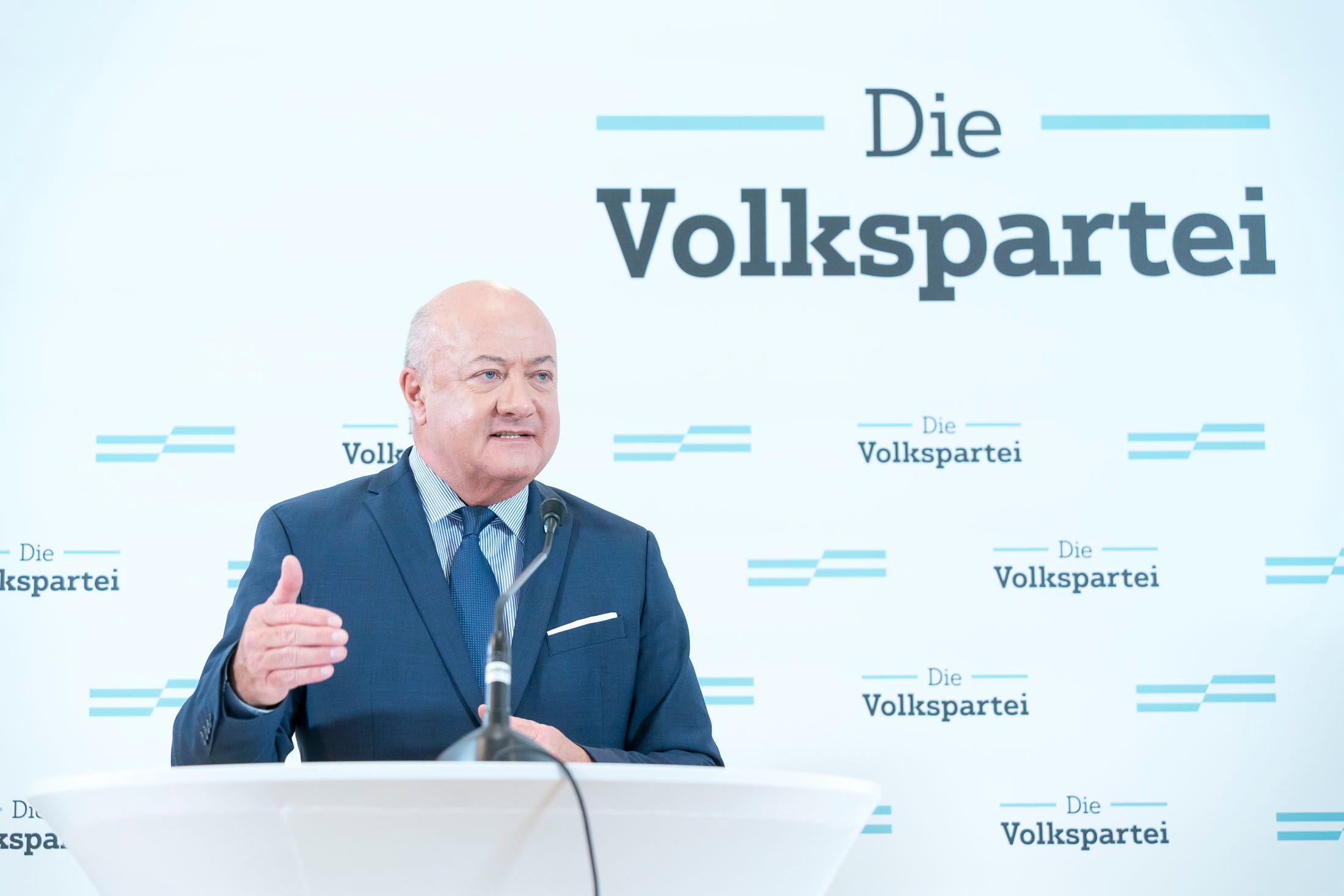 ÖVP-Generalsekretär Christian Stocker sieht noch eine 50-prozentige Chance, dass die Ampel scheitert.