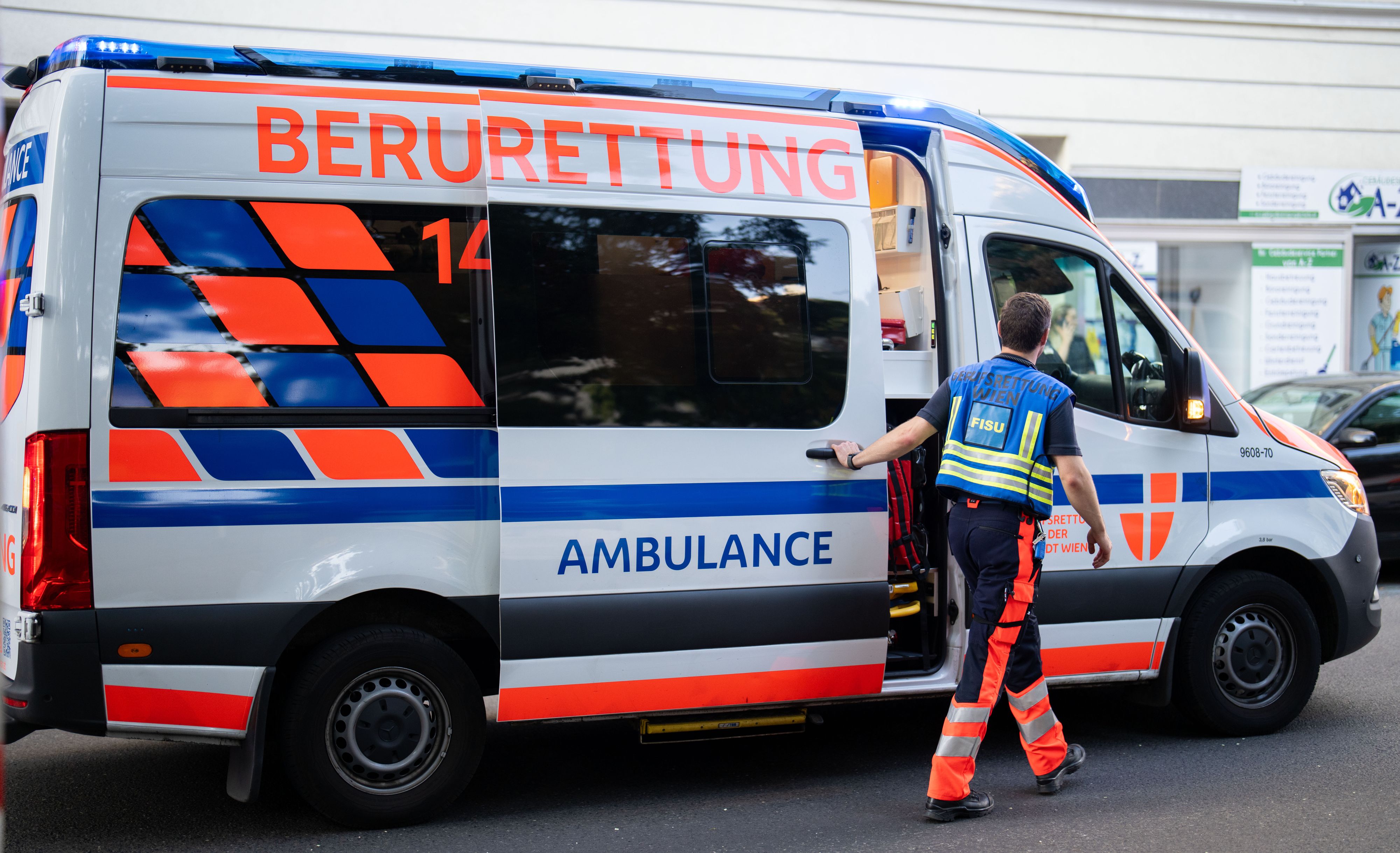 Gerade zu Beginn der Sommersaison steigen die Rettungseinsätze besonders stark an, zeigt eine Auswertung.