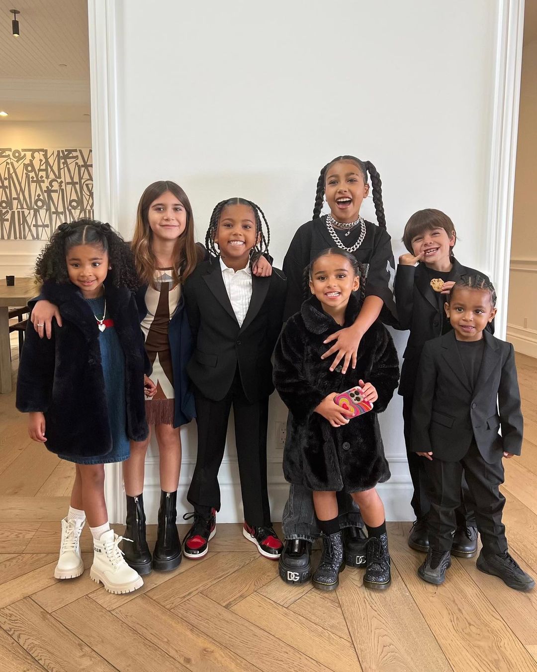 True Thompson, Penelope Disick, Saint West, North West, Chicago West, Mason Disick und Psalm West. (v.l.)