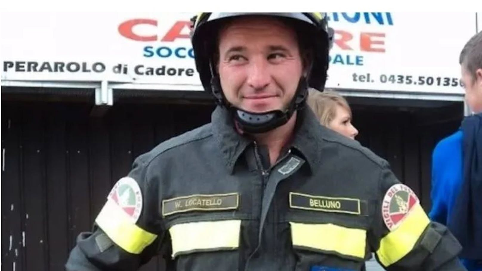 Feuerwehrmann in Italien von Wassermassen mitgerissen