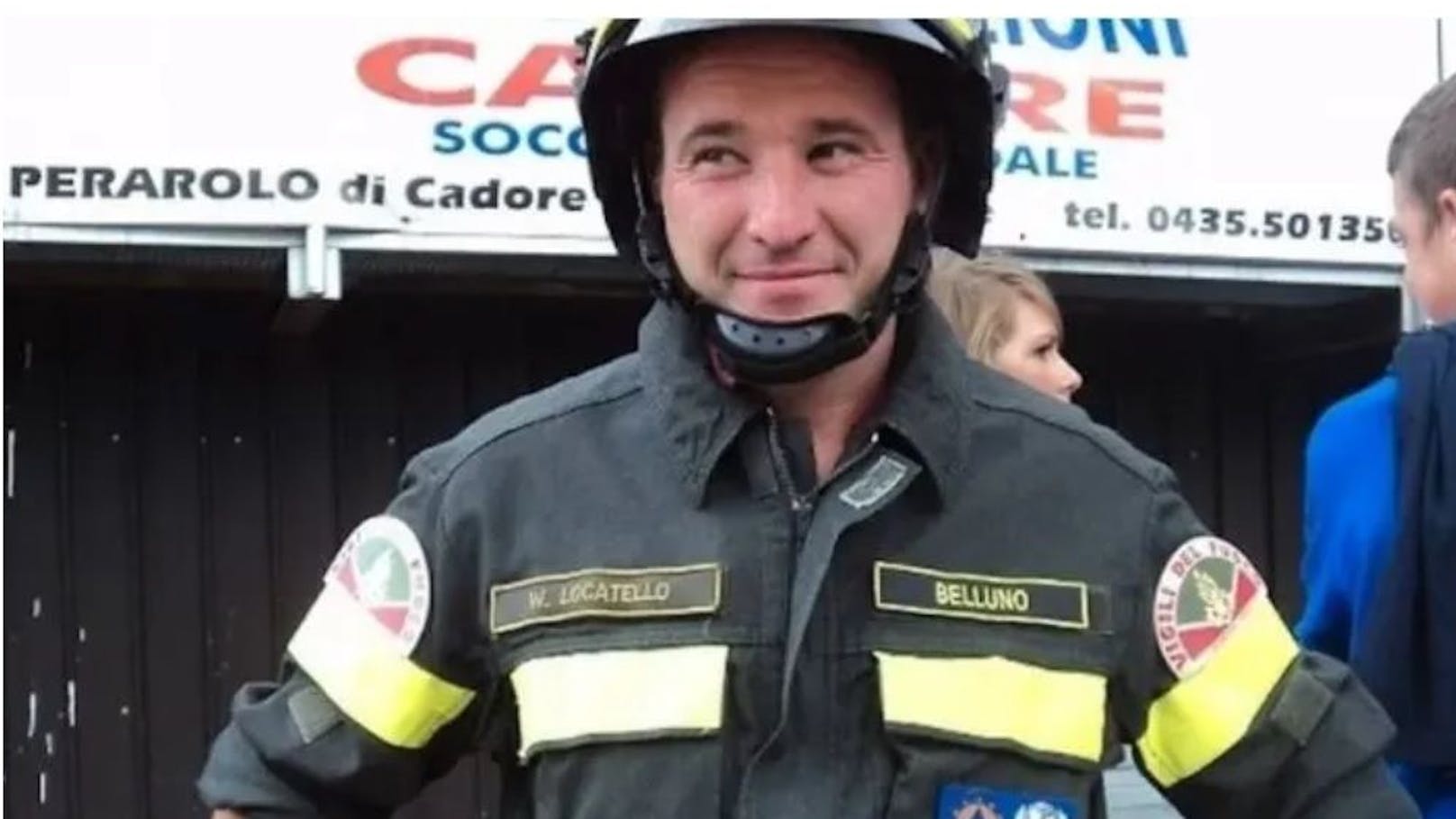 Feuerwehrmann in Italien von Wassermassen mitgerissen