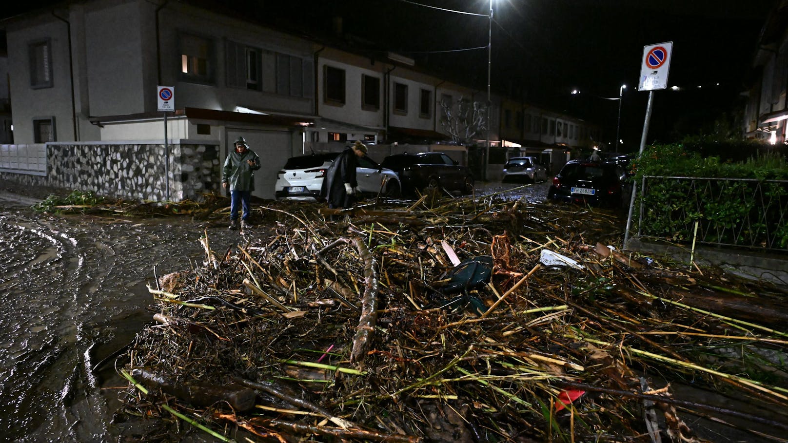 Orkan-Tief Ciarán hat am 2. und 3. November die Toskana verwüstet. Im Bild die Situation in Santa Lucia, Prato.