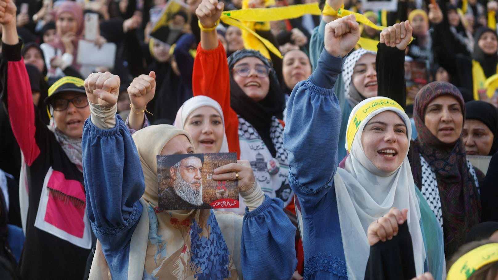 Tausende Menschen verfolgten die Videobotschaft von Hisbollah-Führer Hassan Nasrahllah.