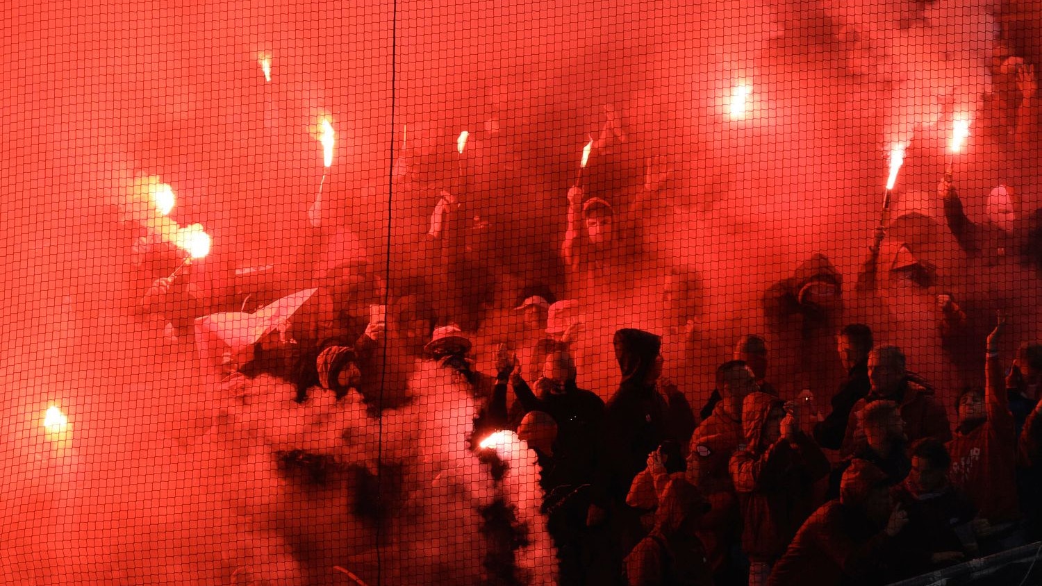 Kurz vor dem Grazer Derby gab es Tumulte auf den Rängen. 