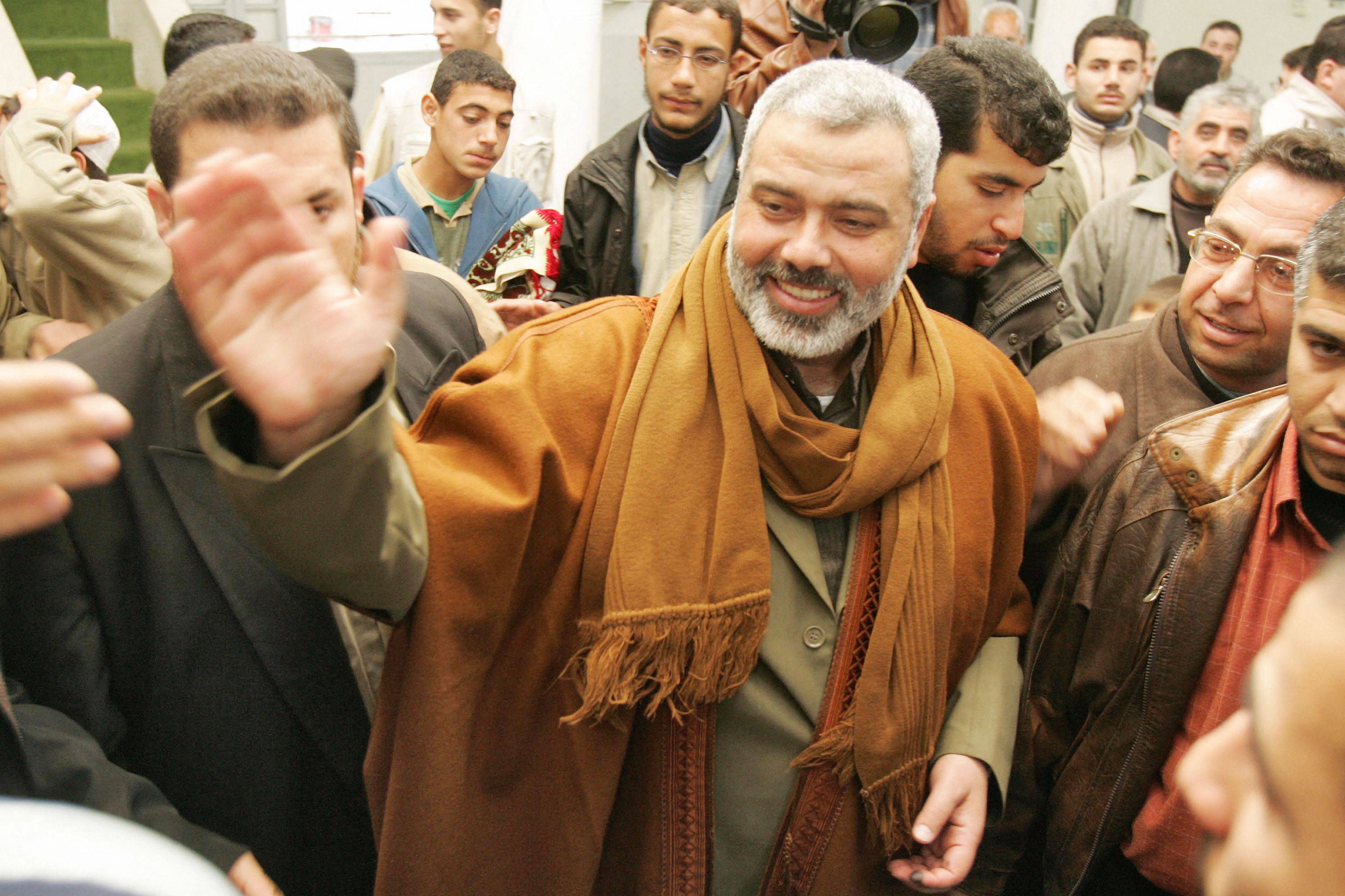 Der Hamas-Führer Ismail Haniyeh gibt sich gerne bescheiden und volksnah – dabei soll seine Familie rund vier Milliarden Dollar Vermögen besitzen.