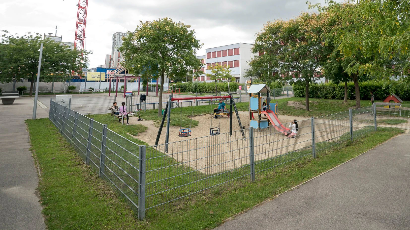 Der Vorfall ereignete sich an einem städtischen Spielplatz. (Symbolbild)