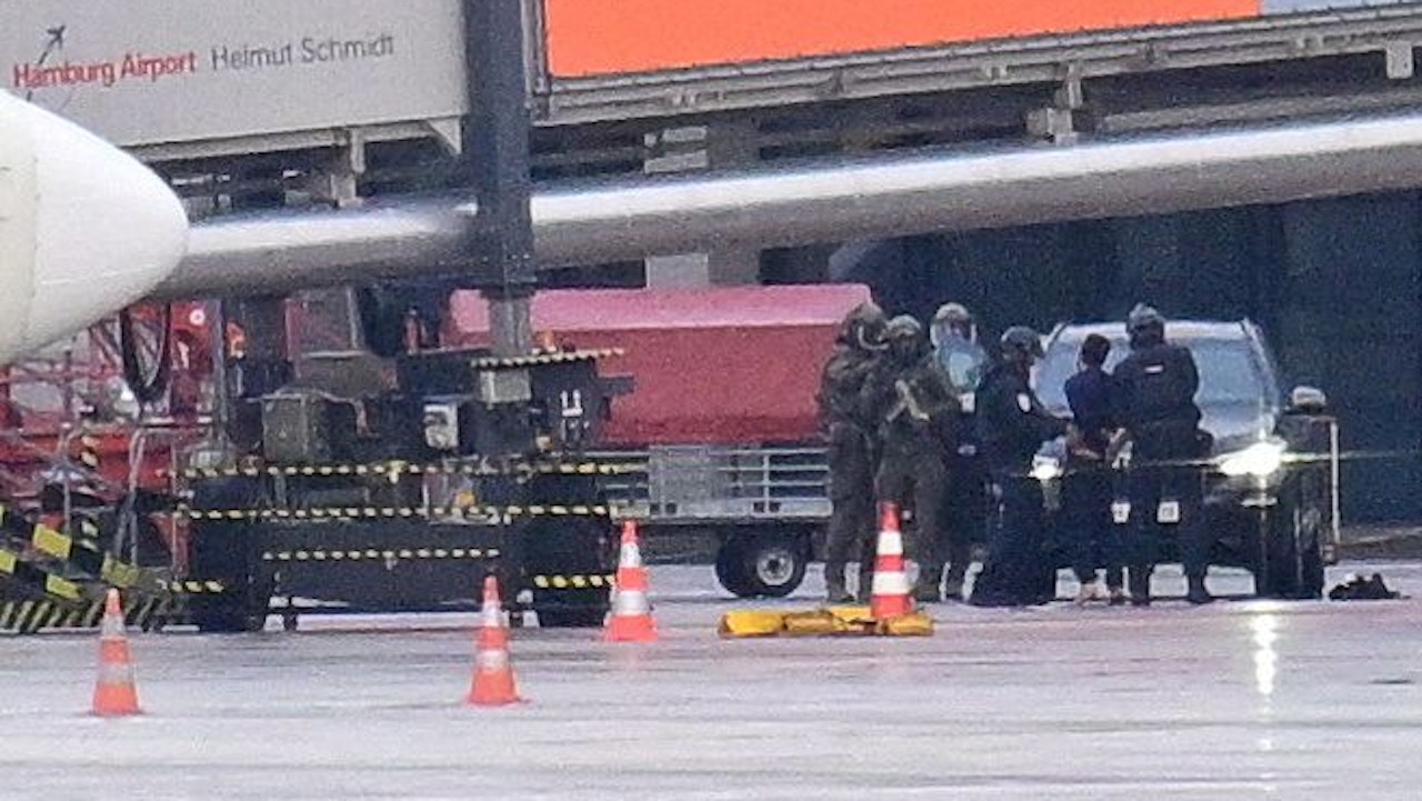 Heute.at - Geiselnahme am Flughafen beendet – Mann festgenommen