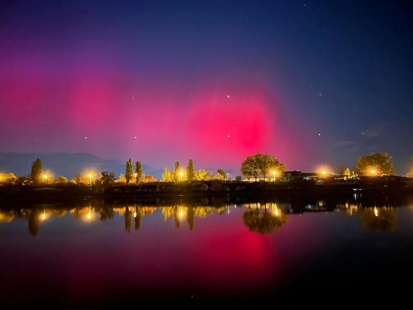 Seltenes Naturspektakel: Auch in Österreich waren die Polarlichter am 5. November deutlich zu sehen.