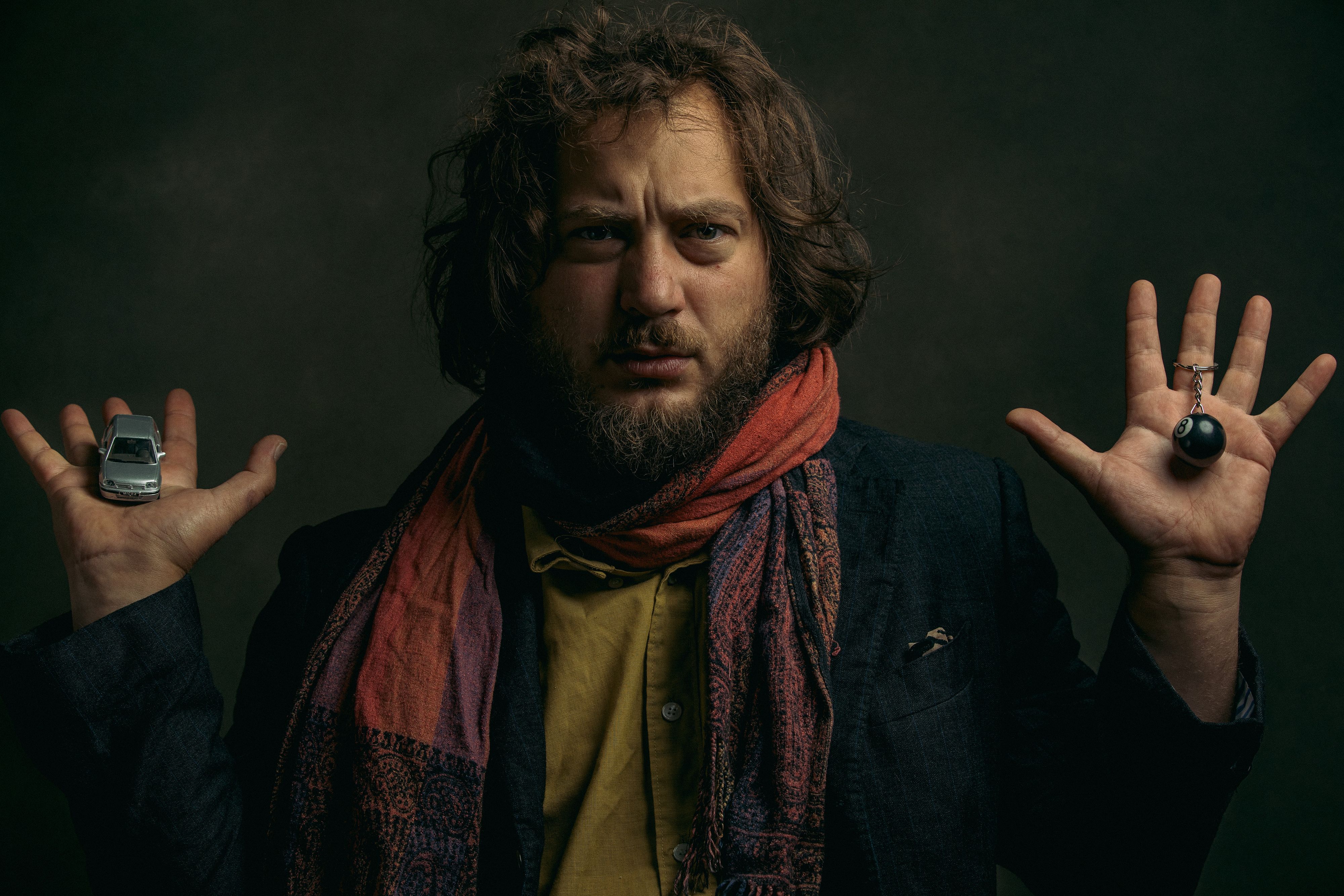 David Scheid kehrt jetzt mit der zweiten Staffel der Mockumentary 