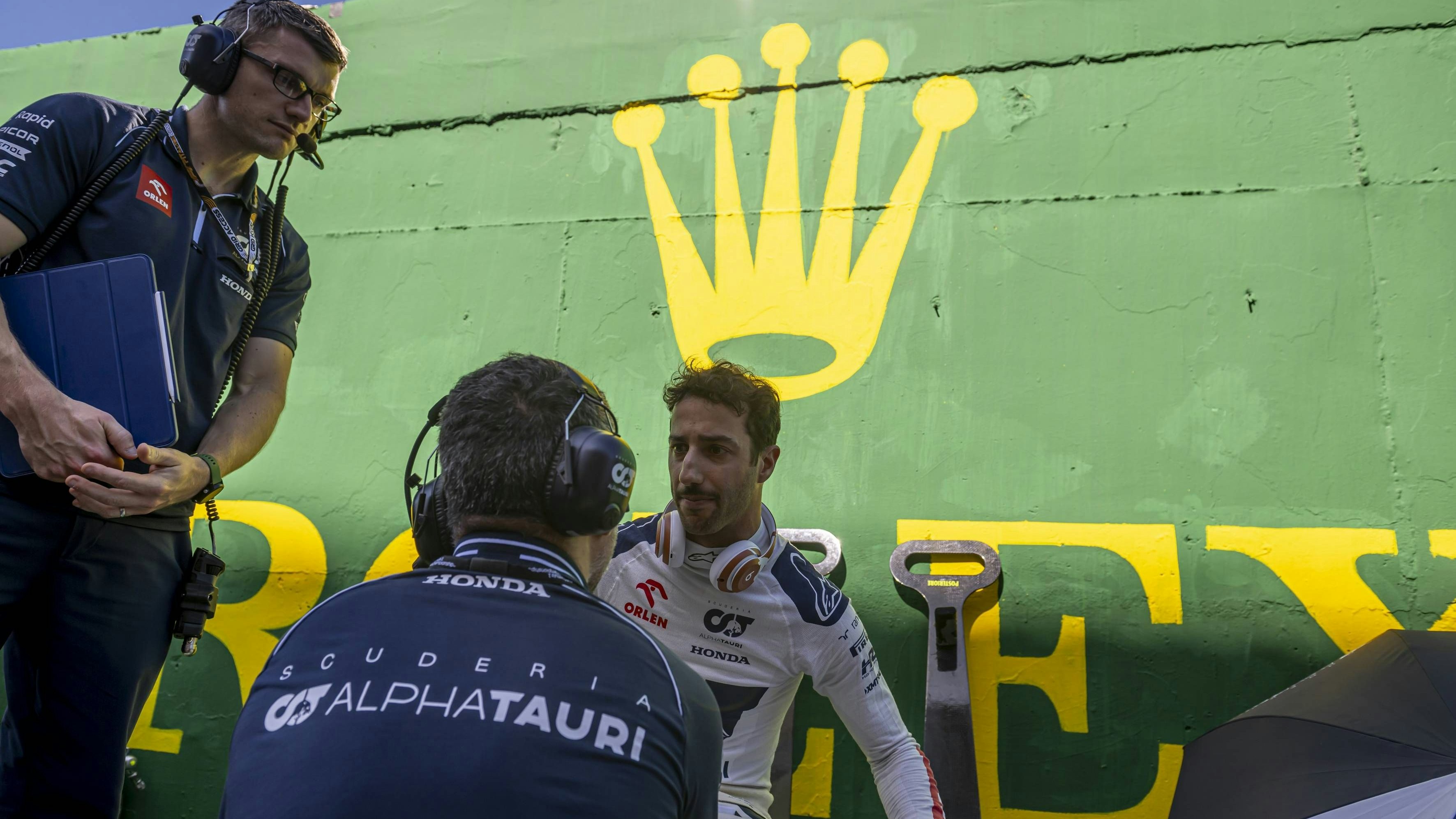 Sao Paulo - 04-11-2023, Interlagos Circuit, Daniel Ricciardo at the Formula 1 Brazil Grand Prix 2023 Saturday Formula 1 Brazil Grand Prix 2023 Saturday PUBLICATIONxNOTxINxNED x23035715x Copyright: